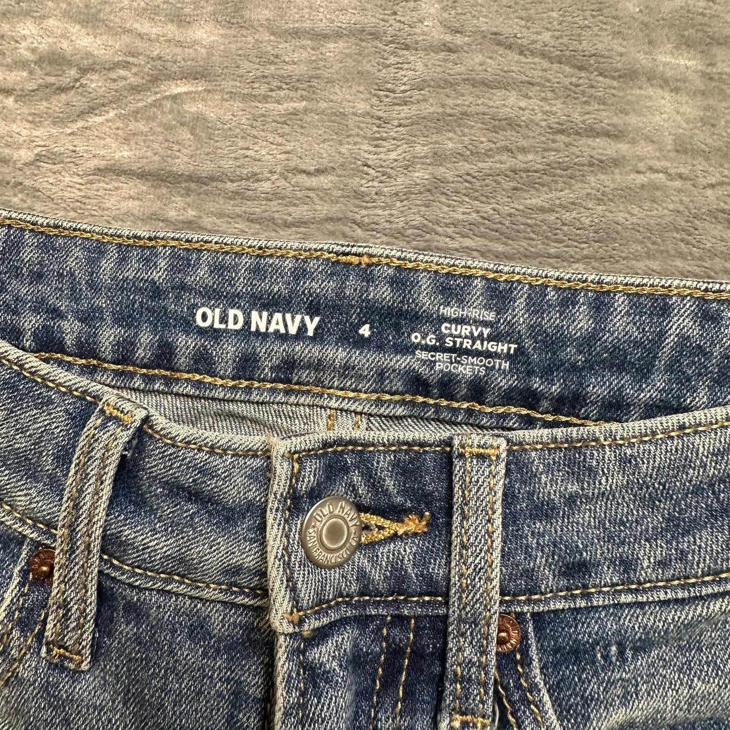 Old Navy High Rise Curvy O.G. Straight Jeans Women's Sz 4 Blue Denim Medium Wash
