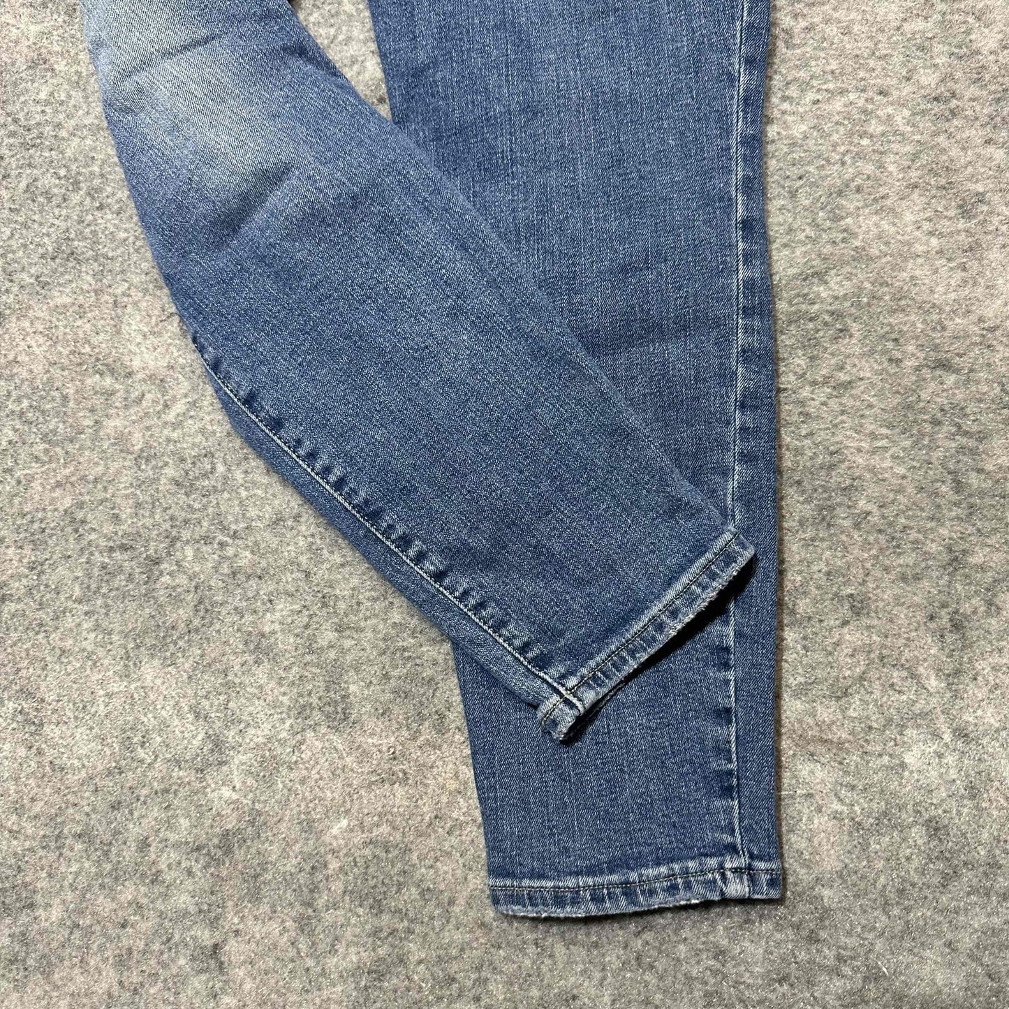 Lucky Brand Women's Ava Mid Rise Crop Skinny Jeans Size 6/28 Blue Medium Wash