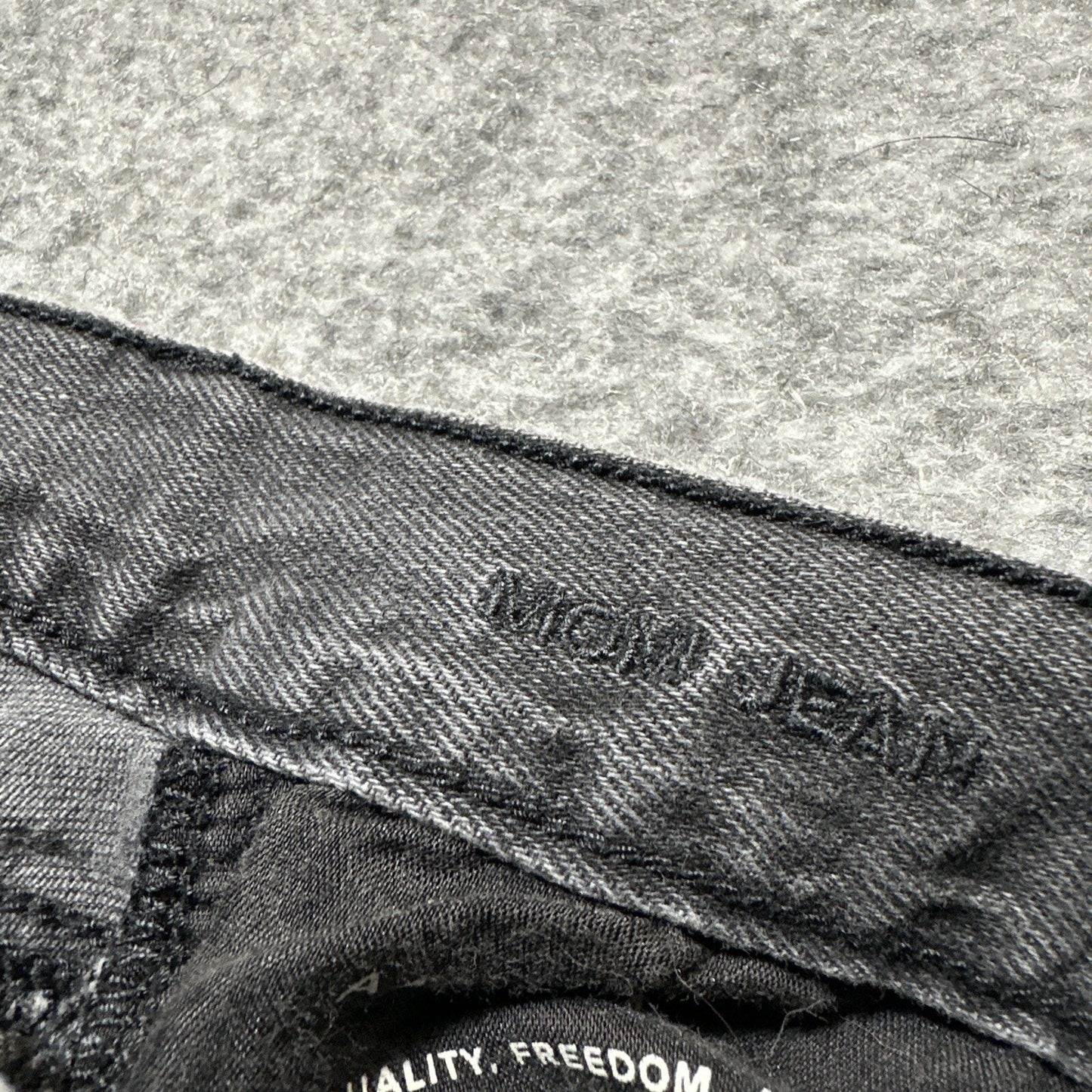 American Eagle Women's Distressed Mom Jeans Size 0R Gray Denim