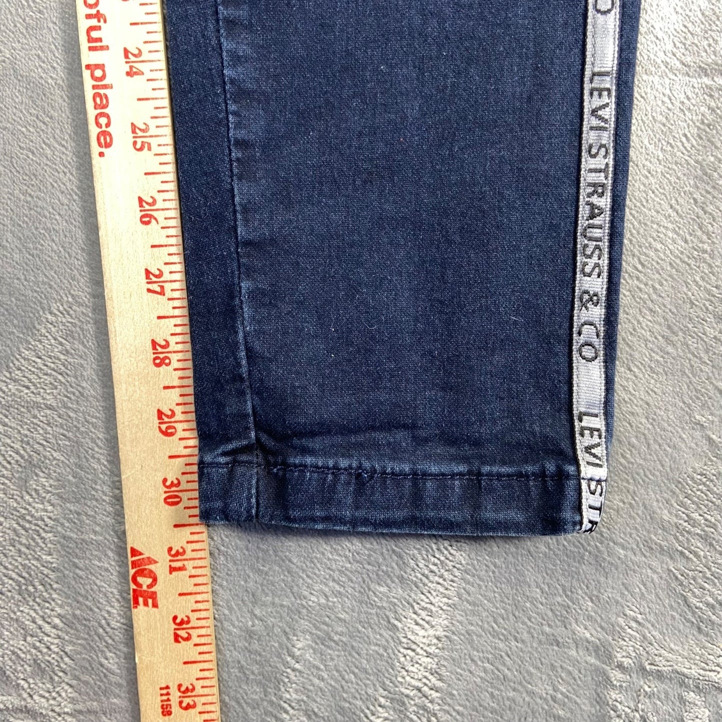 Levi's Men's Skinny Jeans Size 34 Blue Dark Wash