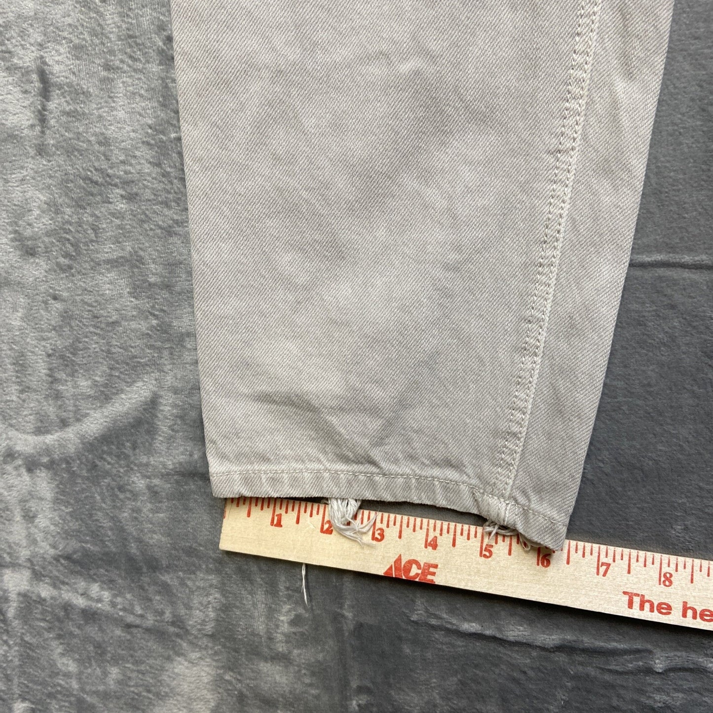 American Eagle Outfitters Mom Jean Distressed Skinny Jeans Women's Size 12 Gray