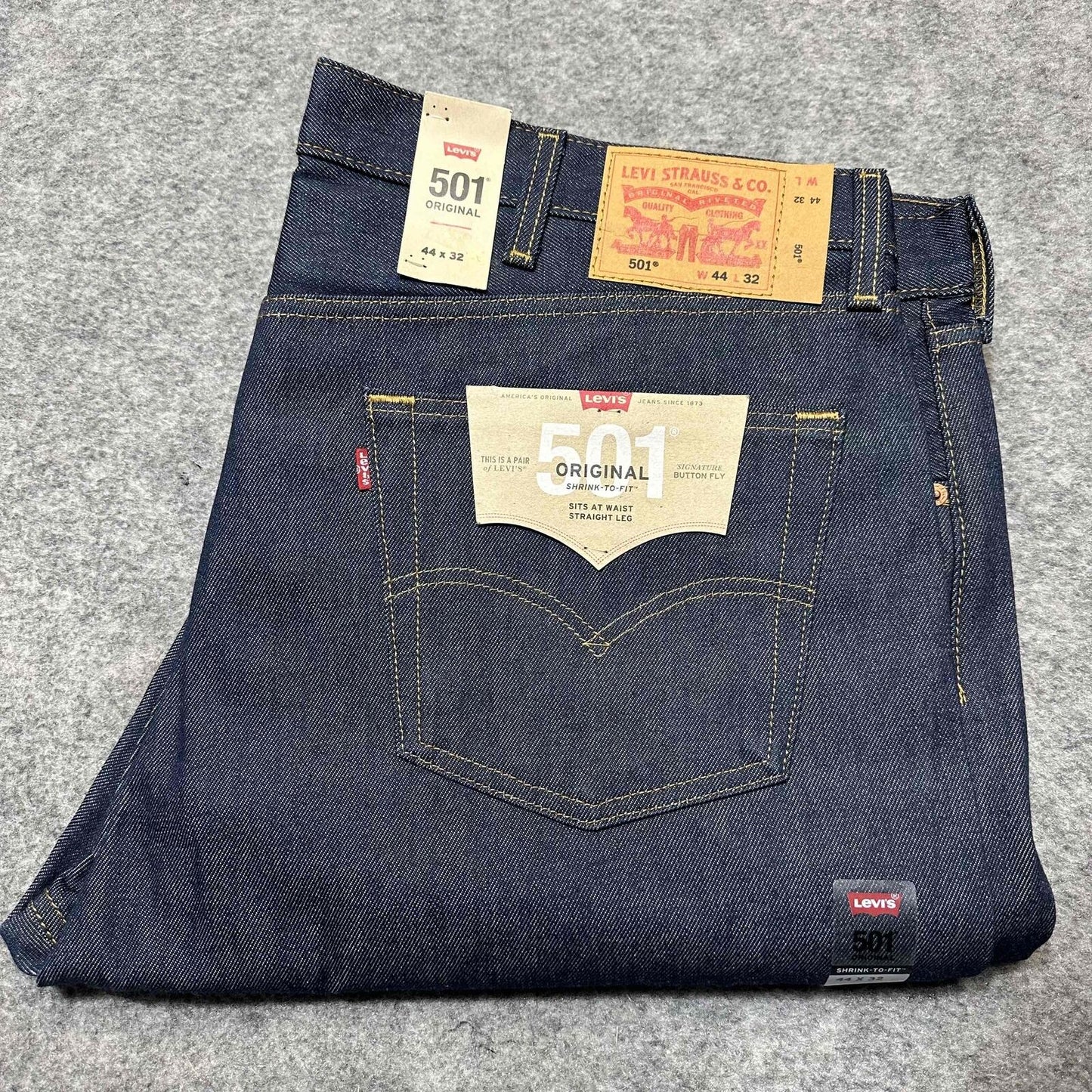 New Levis 501XX Shrink To Fit Men's Original Jeans Size 44x32 Blue Dark Denim