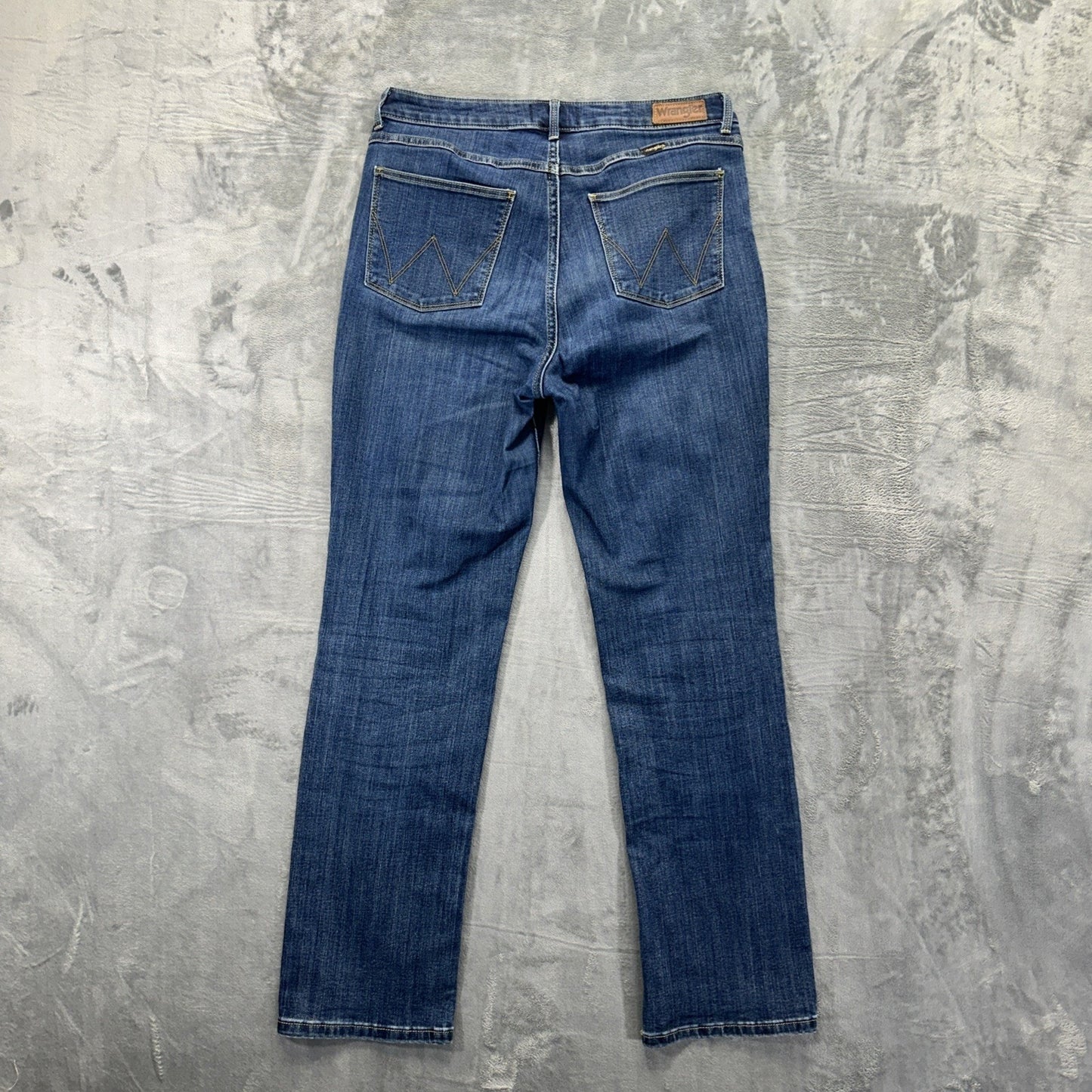 Wrangler High Rise True Straight Jeans Women's Size 32M Blue Denim