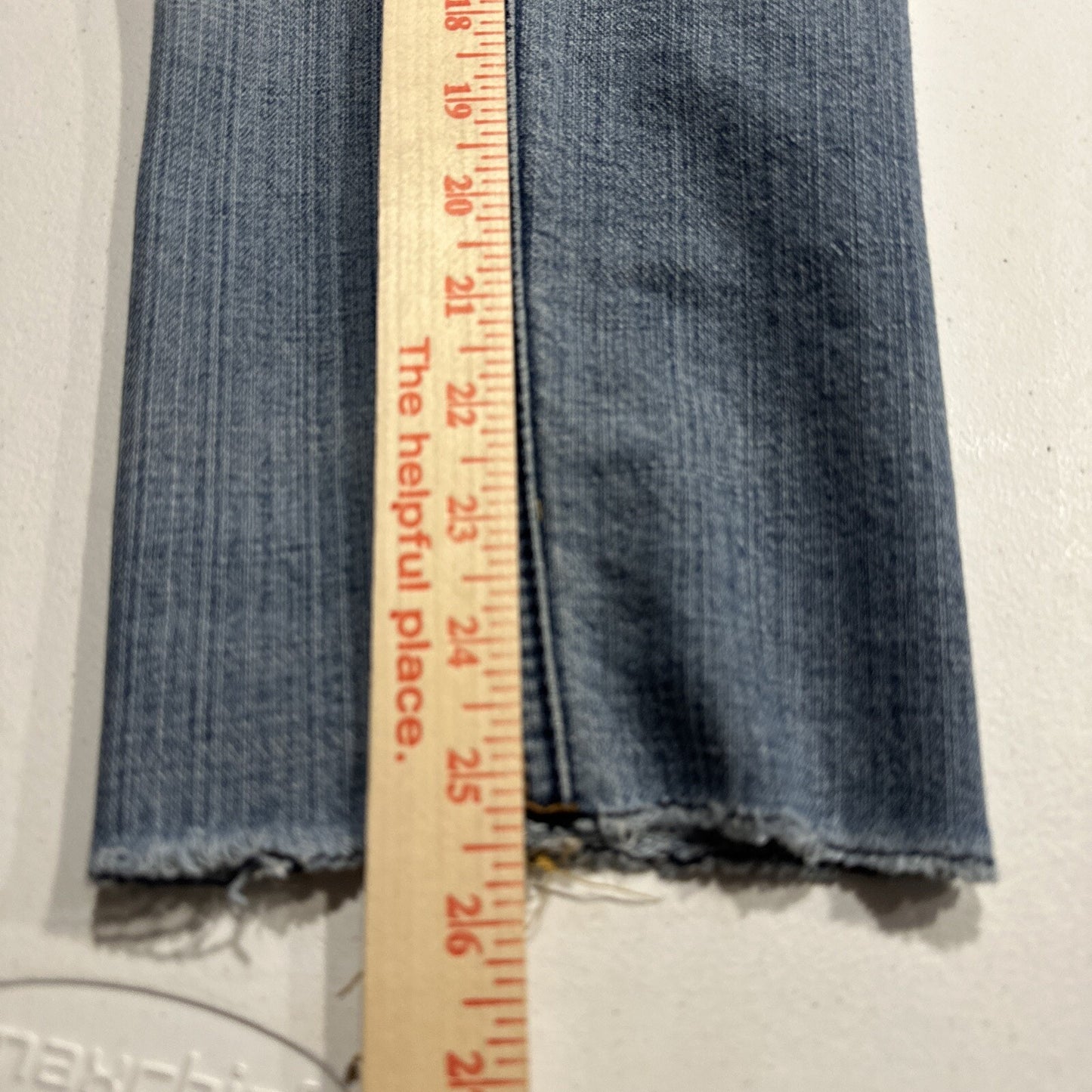 Seven7 Cropped Jeans Women’s Size 31 Blue Light Wash Stretch Denim