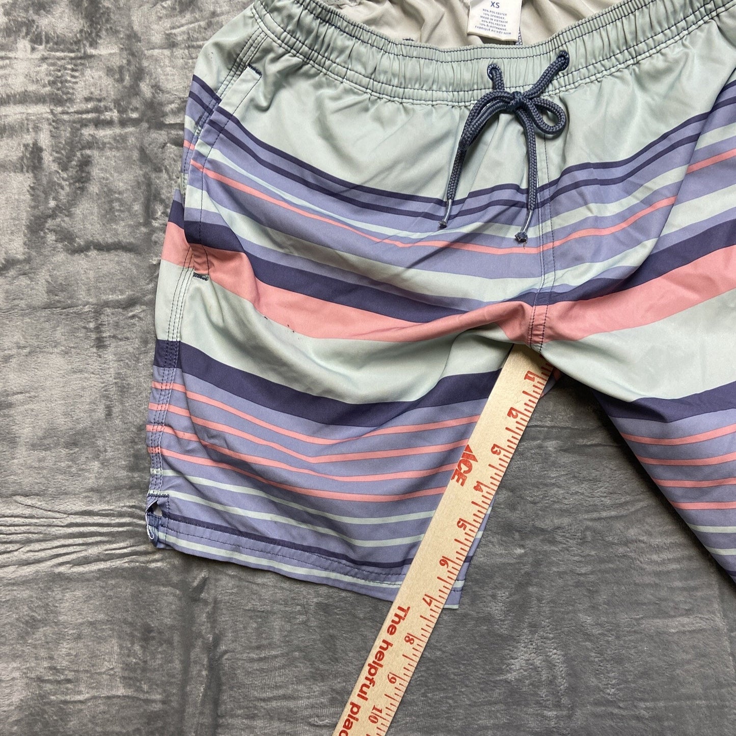 Vineyard Vines Swim Shorts Men's Size XS Multicolored Canvas