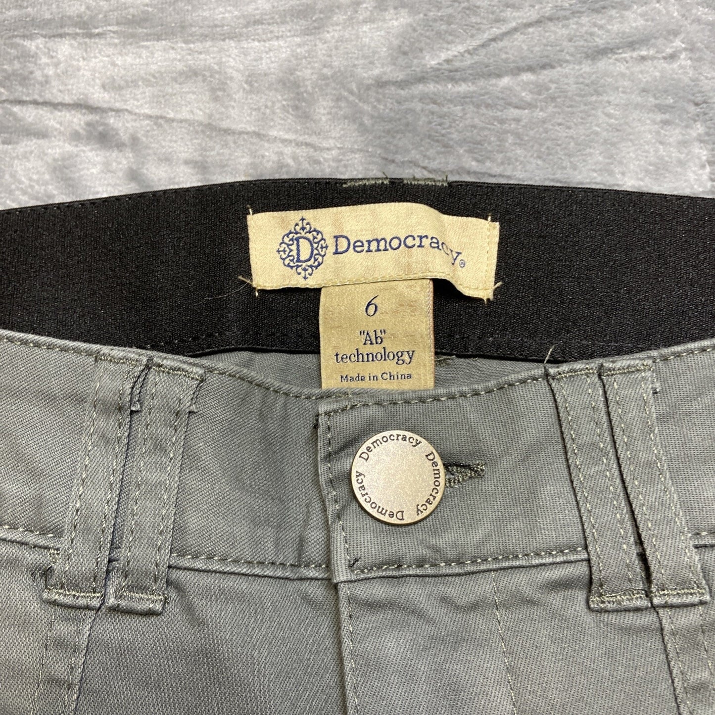 Democracy “Ab”technology Skinny Pants Women’s Size 6 Gray