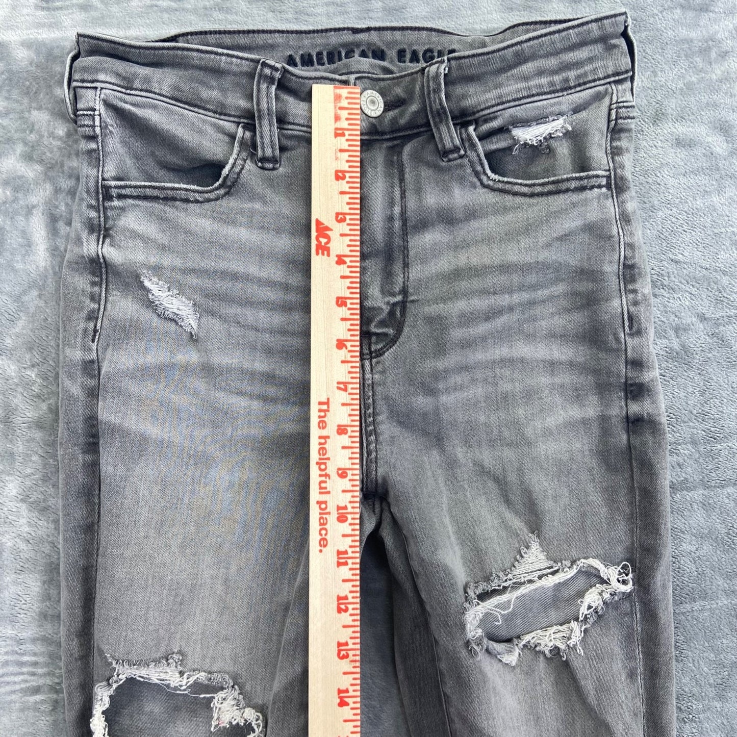 American Eagle Women's Skinny Jeans Size 4 Gray Distressed