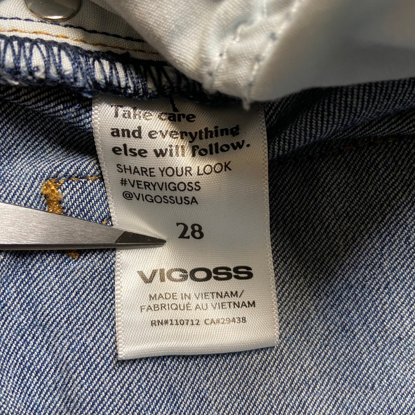 Vigoss Stevie Crop Straight Jeans Women's Size 28 Blue Faded Denim