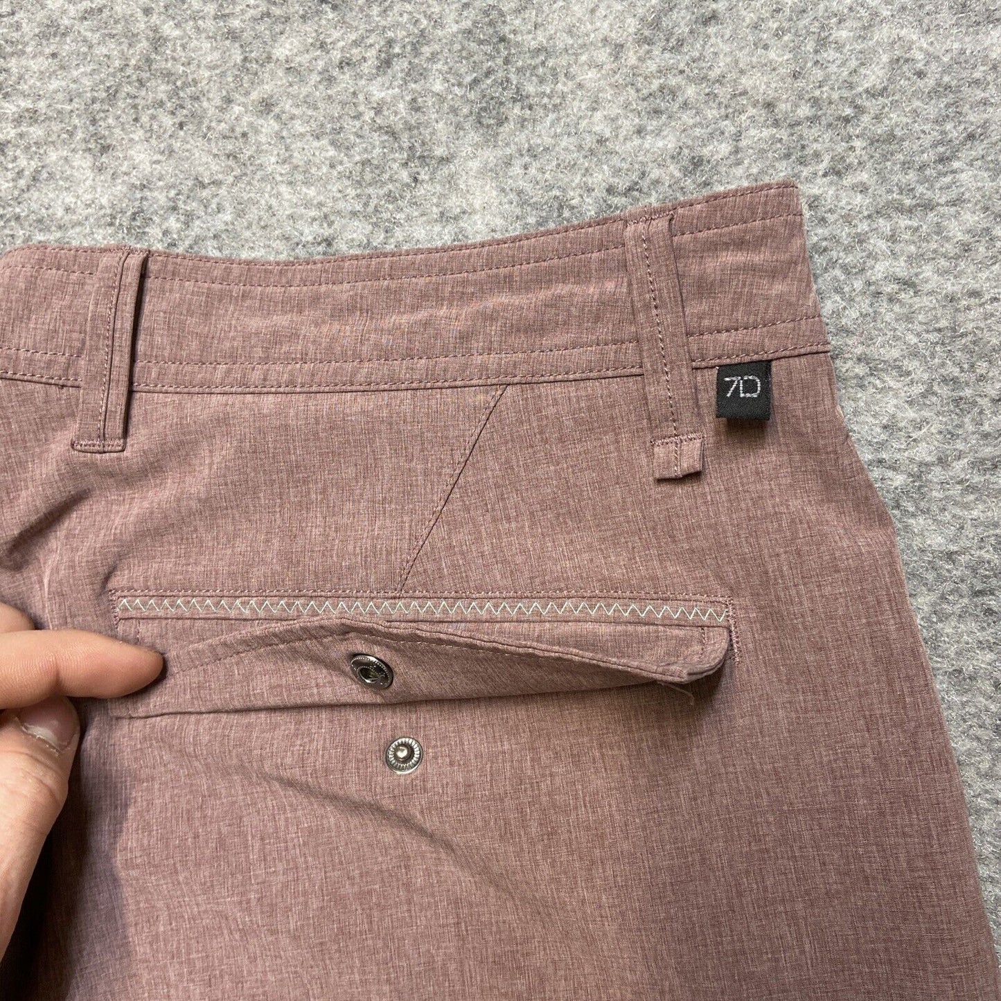 7 Diamonds Velocity Performance Short Men's Size 38 Mauve Brown Shorts