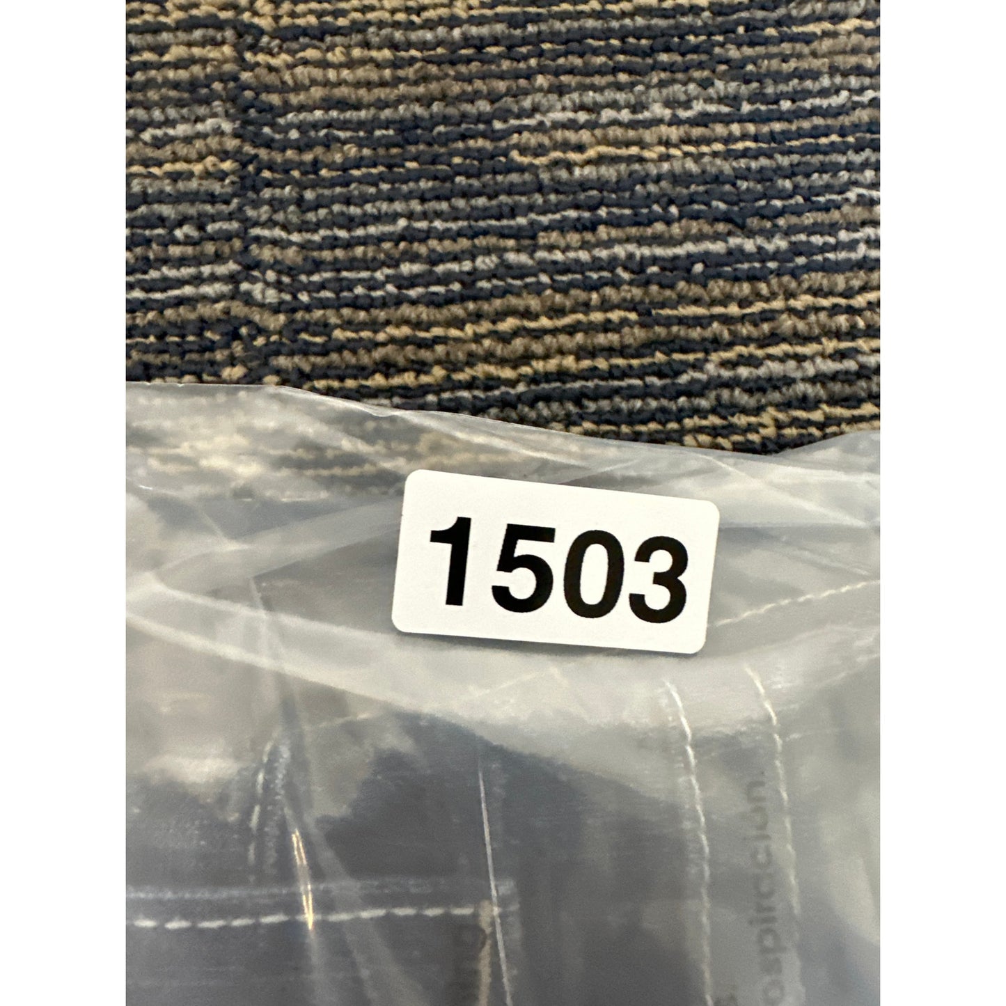 Vintage New Averix Patched Bootcut Baggy Jeans Men’s Size 30x32 Dark Blue