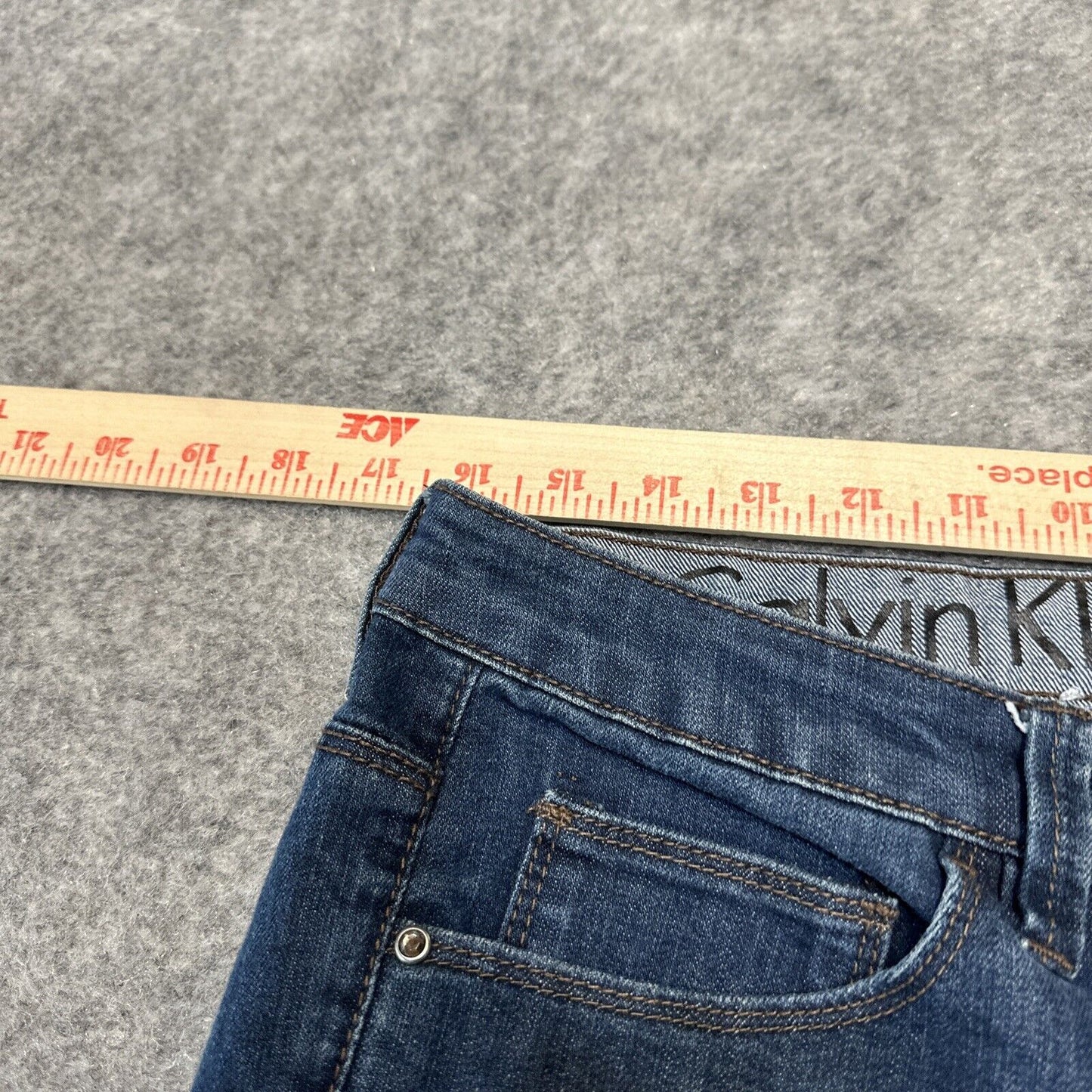 Calvin Klein Shape Women's Jeans Size 31 / 12 Blue Dark Denim