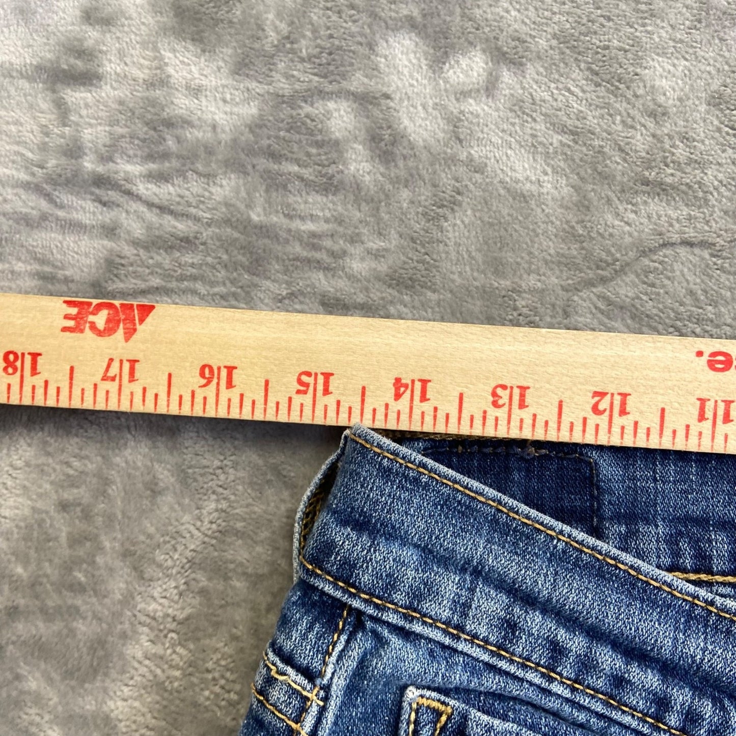 Levi's Women's Straight Jeans Size 8 Blue Denim