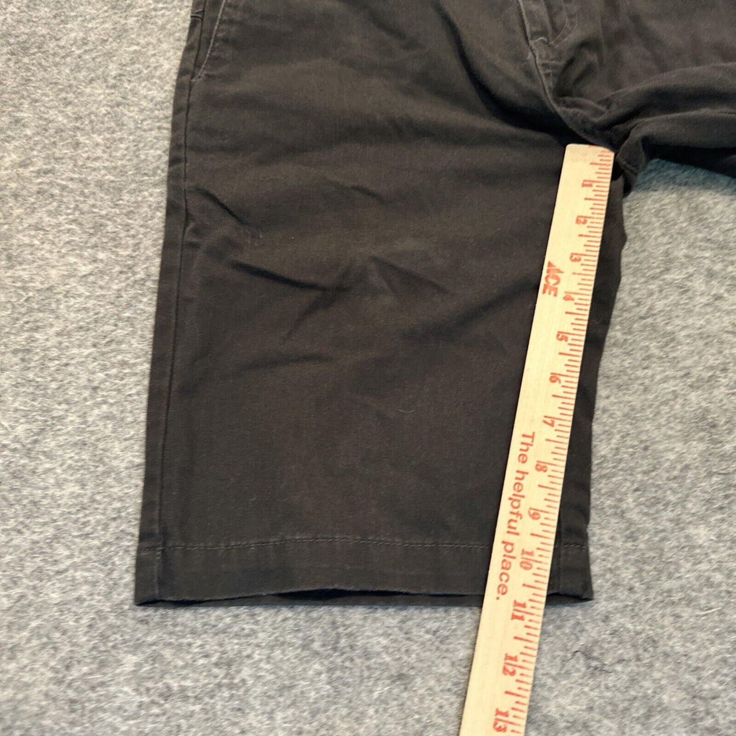 Volcom Men's Chino Shorts Size 30 Black Dark Wash Shorts