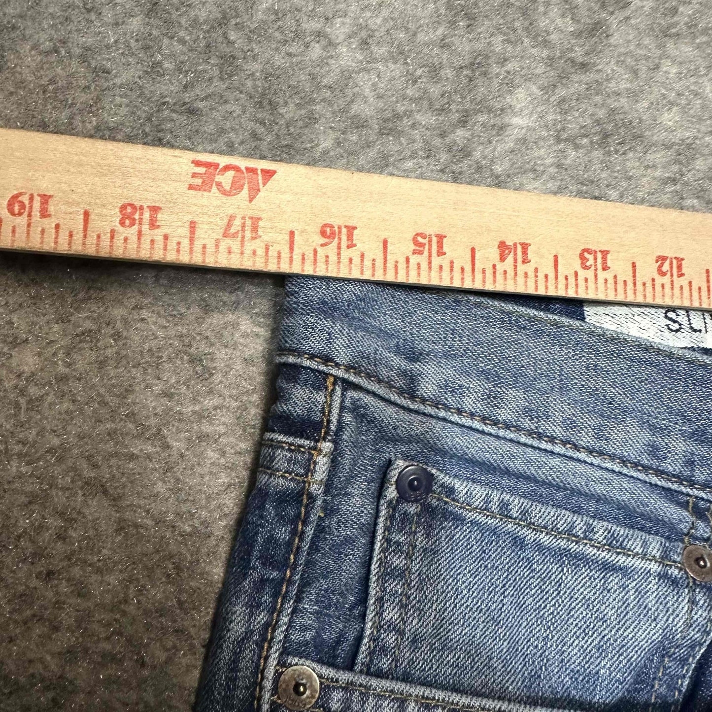 Gap 1969 Men's Slim Jeans Size 32x36 Blue Faded Wash Denim