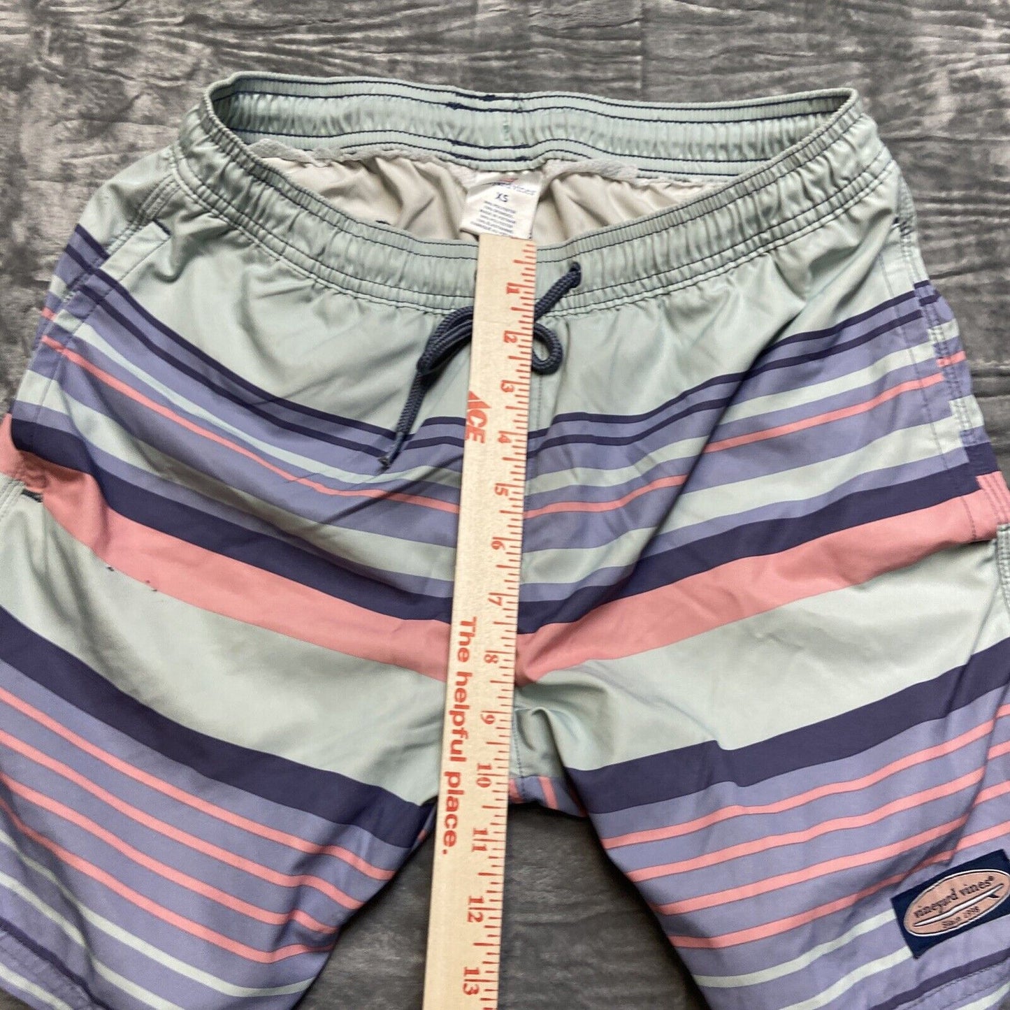 Vineyard Vines Swim Shorts Men's Size XS Multicolored Canvas