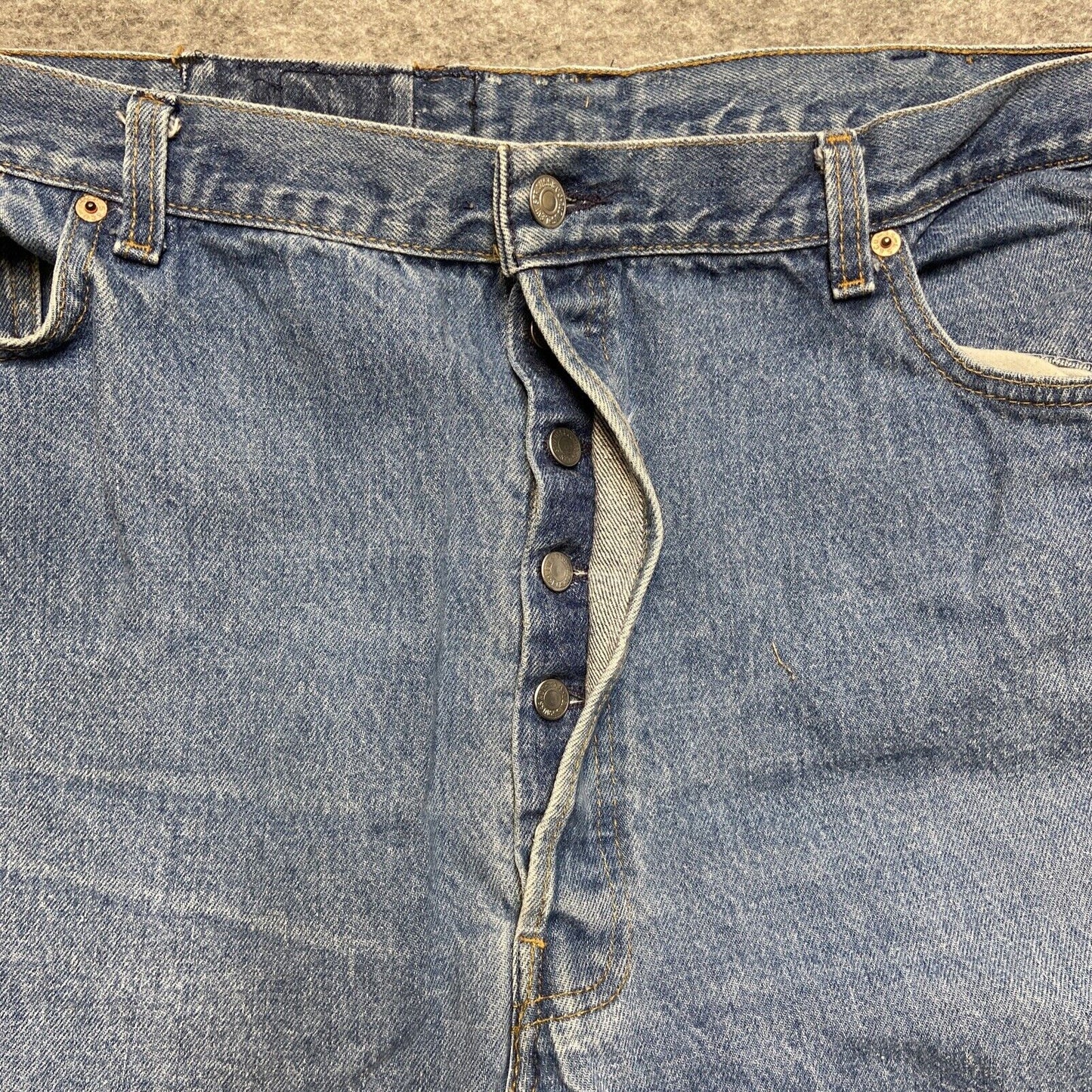 Levi's Strauss Signature Cropped Jeans Men Size 46x32 Blue Denim