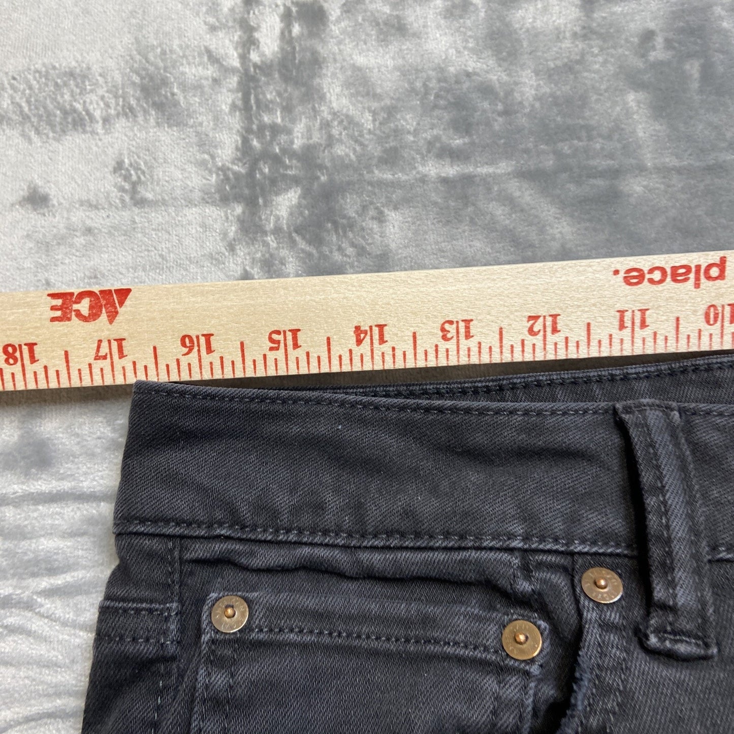 American Eagle Airflex+ Distressed Slim Jeans Men’s size 32x34 Black Denim