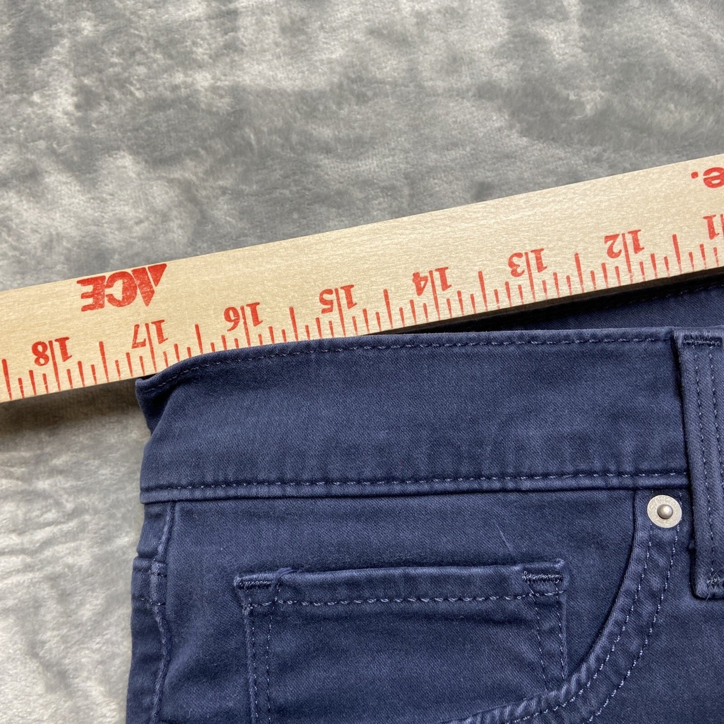 Levi's 311 Shaping Skinny Jeans Women's Size 32 Dark Blue Crushed Cotton 32x30