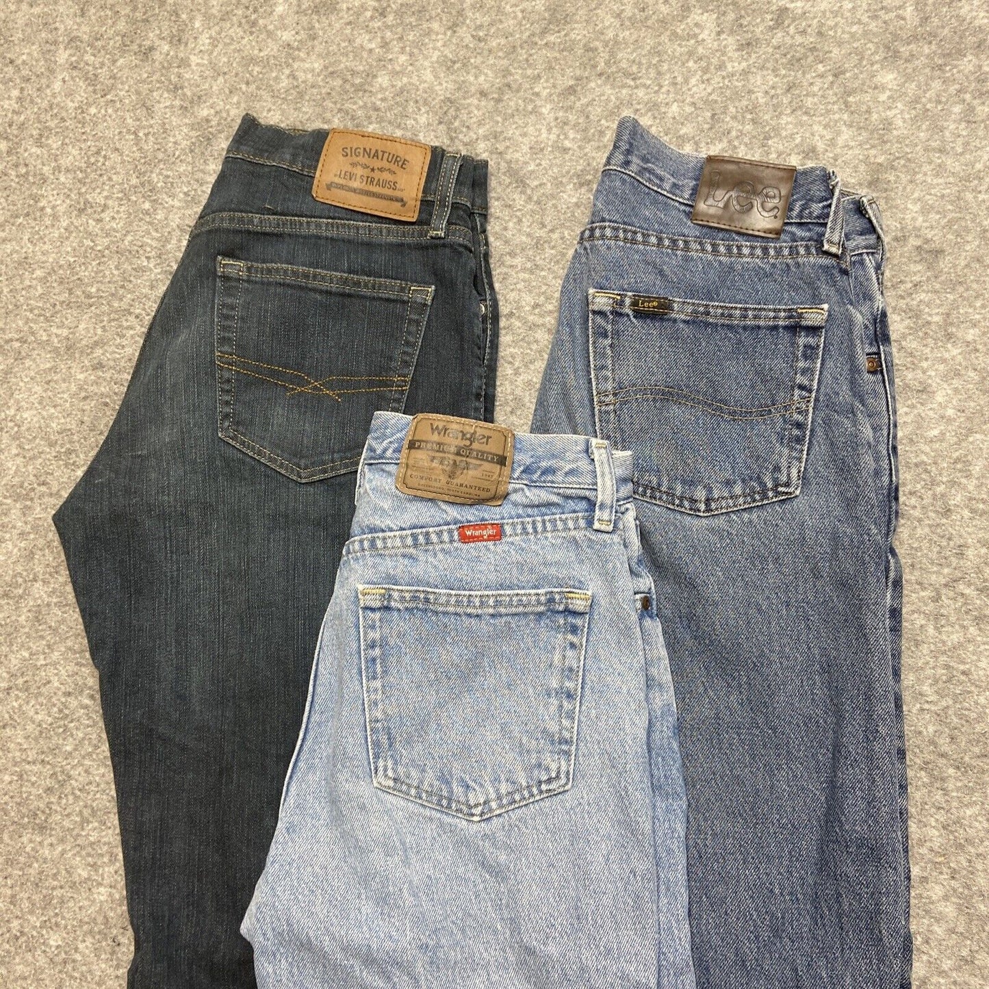 Wholesale Lot of 3 Grade A / B Work Jeans Size 29x32 Levis Wrangler LEE Blue