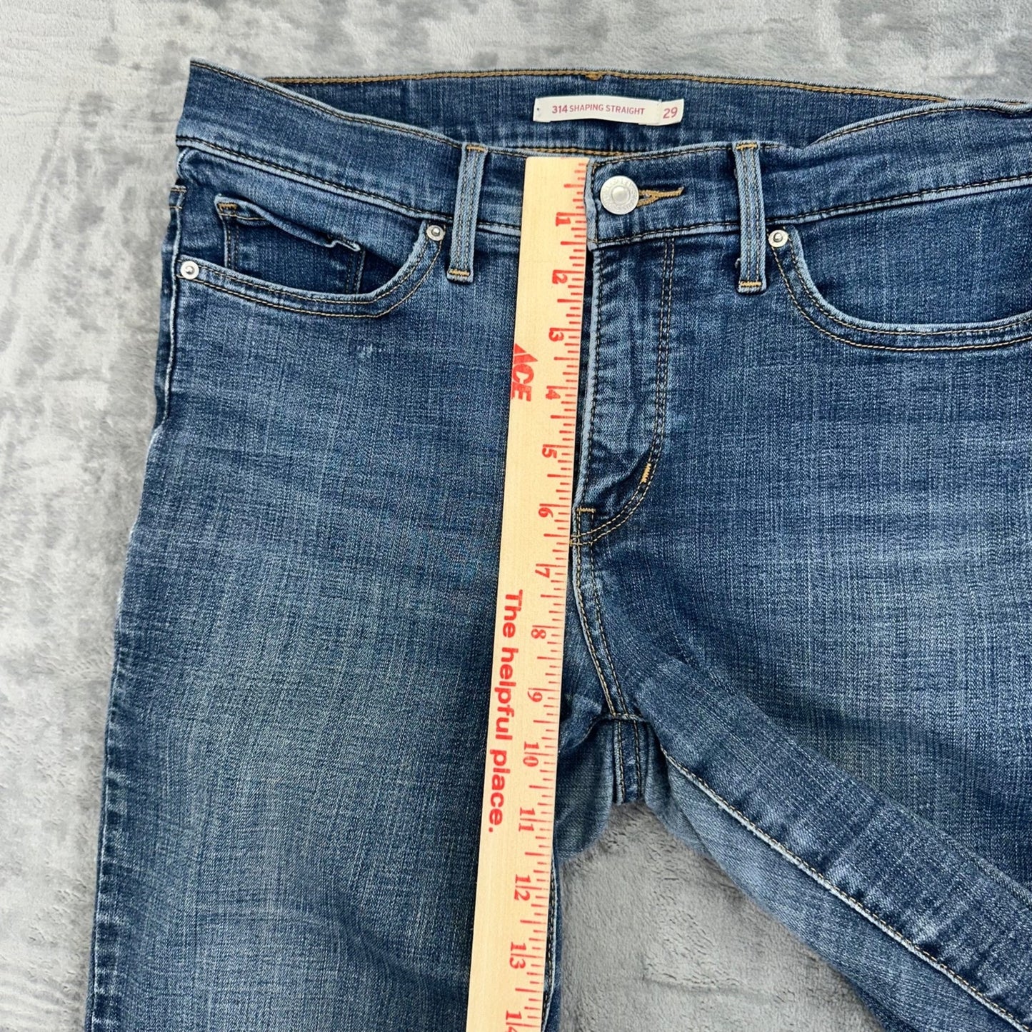 Levi's Women's 314 Shaping Straight Jeans Size 29 Blue Medium Wash #2017