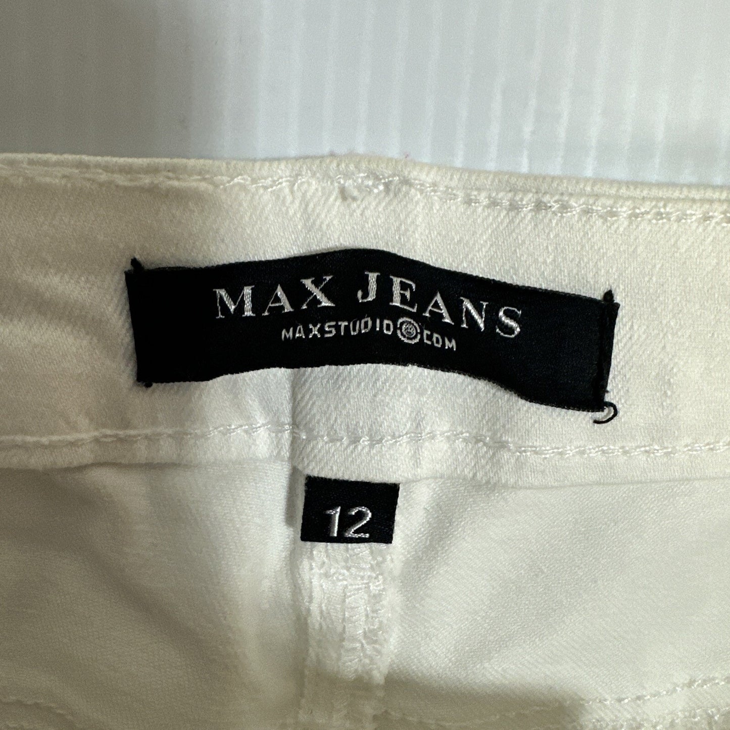 Max Jeans Women's Size 12 White Crop Denim Mid Rise Cuffed Stretch Jeans