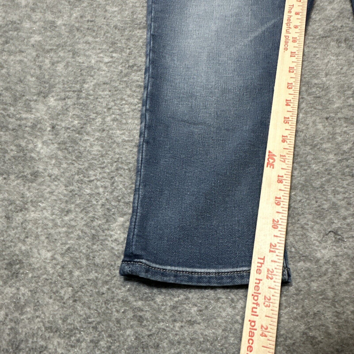 Seven7 Girlfriend Women's Cropped Jeans Size 6 Blue Medium Wash Denim