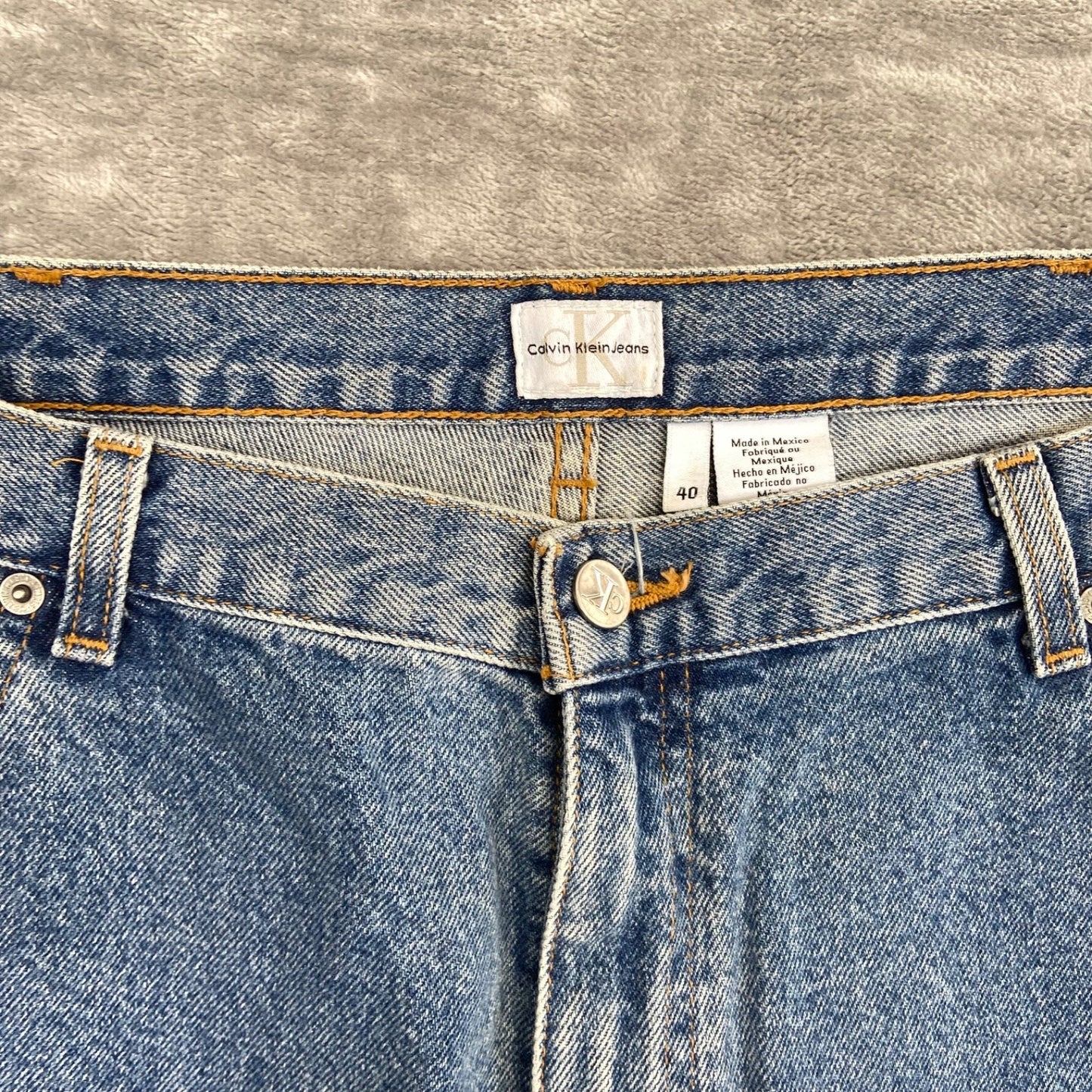 Vintage New Calvin Klein Men's Easy Fit Jeans Size 40x30 Light Blue Denim