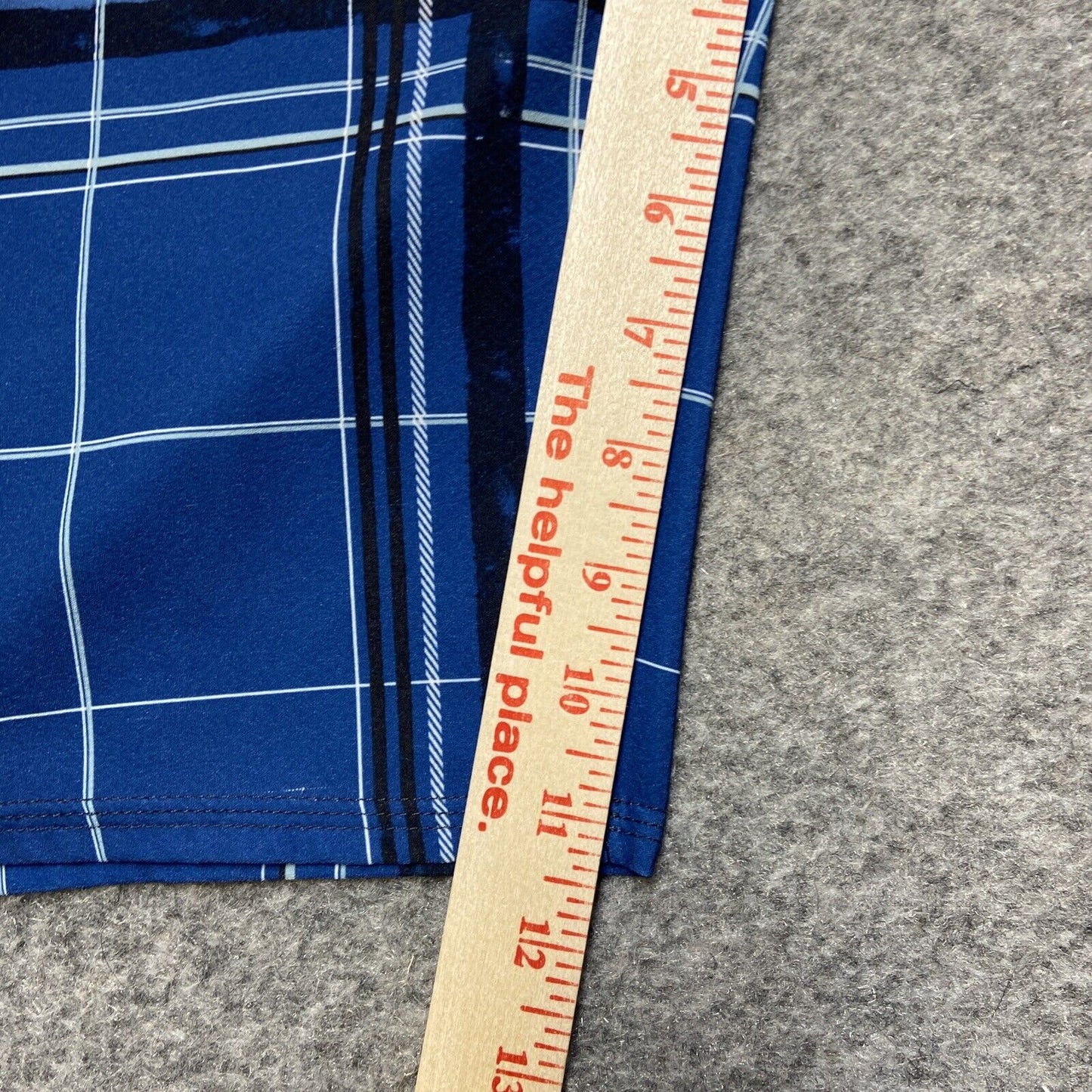 Quiksilver Cypher Series Board Shorts Men's Size 32 Blue Red White Plaid Shorts