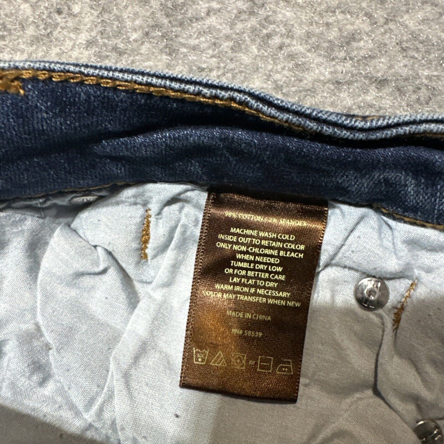 KUT From The Kloth Women's Straight Jeans Size 10 Blue Dark Wash Denim