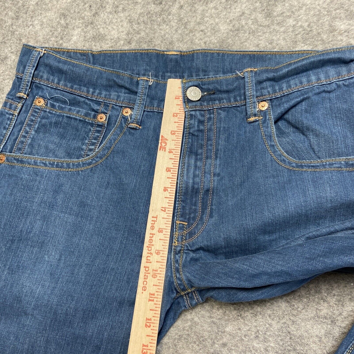 Levi's 504 Regular Straight Jeans Men's Size 36x32 Blue Denim