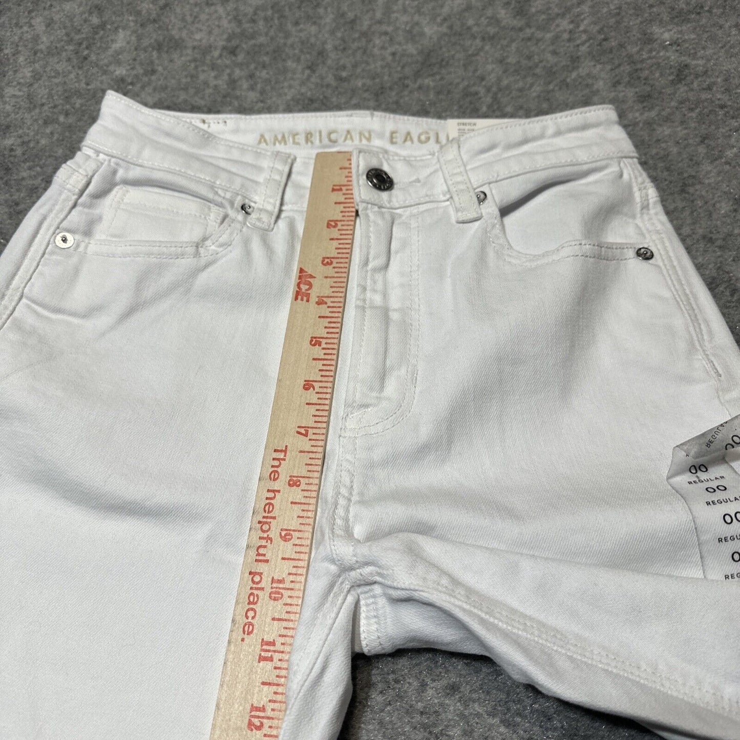 NEW American Eagle Stretch Women's Mom Jean Size 00R White Denim