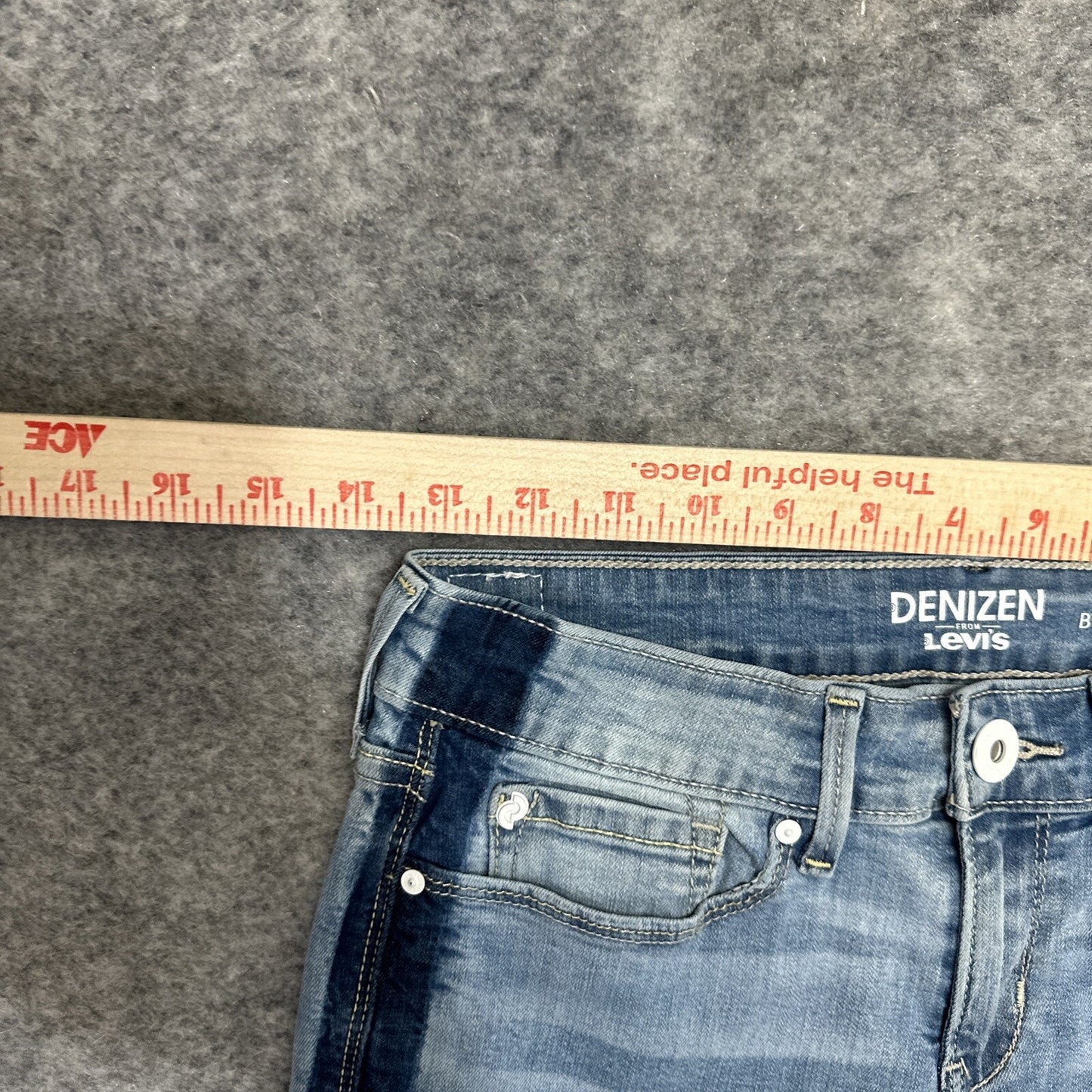 DENIZEN from Levi's Boyfriend Women's Jeans Size 1 Blue Light Wash Denim