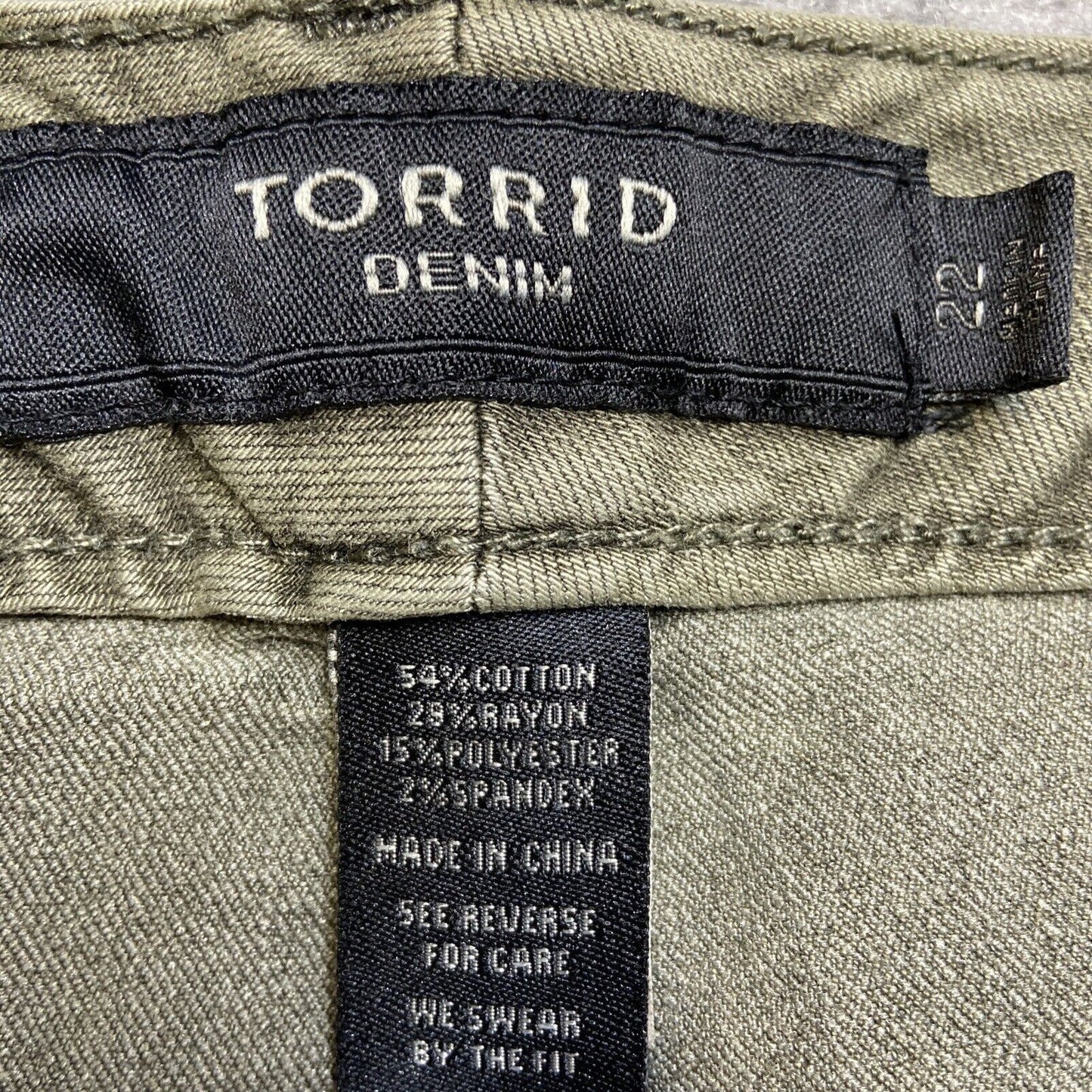 Torrid Skinny Ankle Jeans Women's Size 22 Green Button Fly Denim