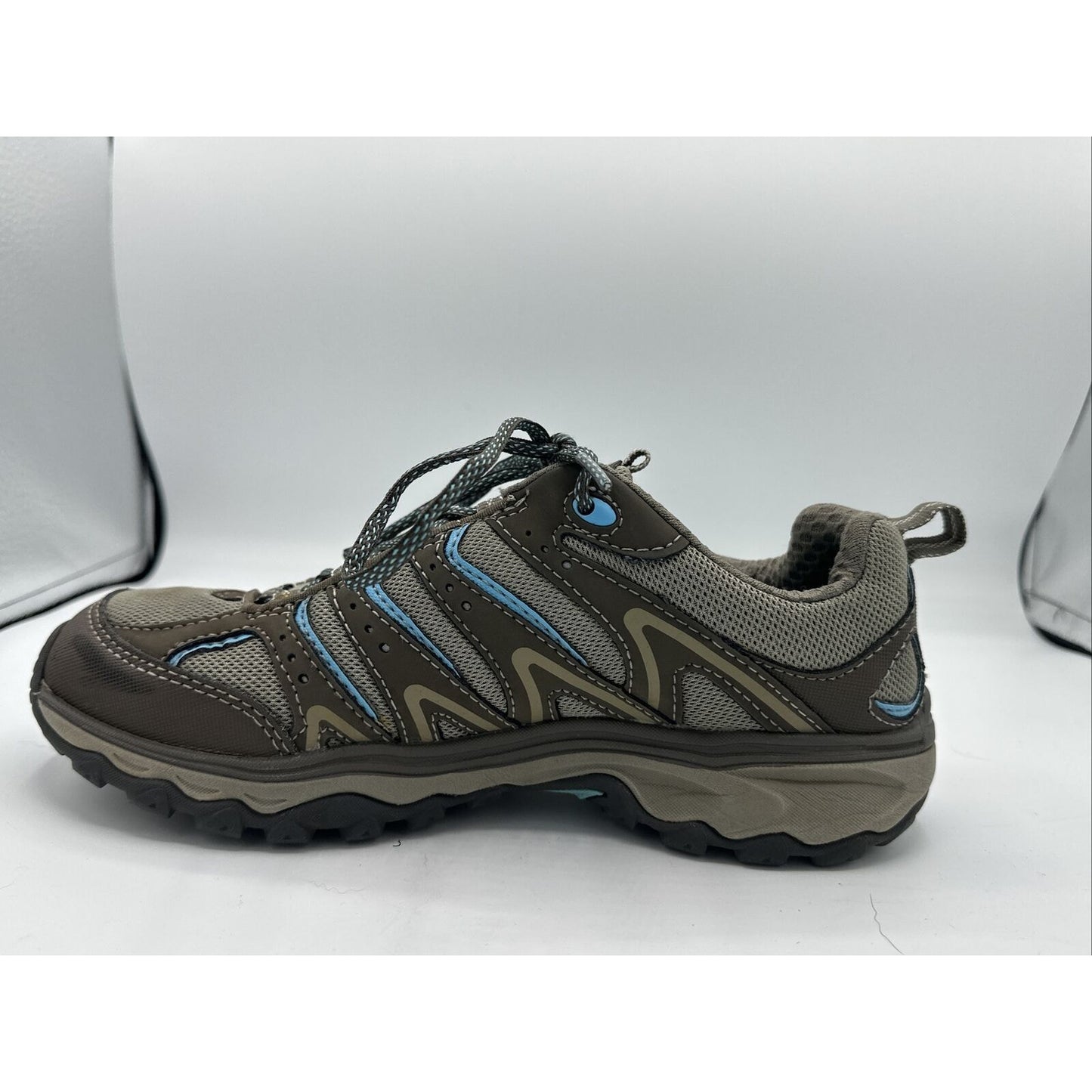EDDIE BAUER WOMEN'S SIZE 7 VIBRAM HIKING TRAIL GRAY AND BLUE SHOES