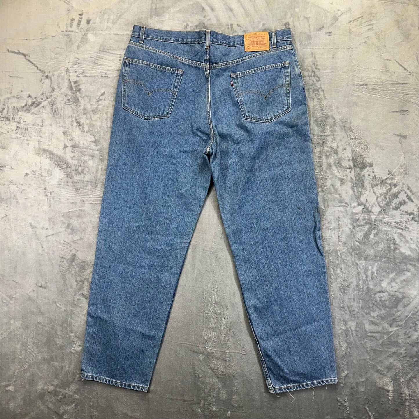 Levi's Men's 550 Relaxed Fit Jeans 44x32 Blue Denim #534424