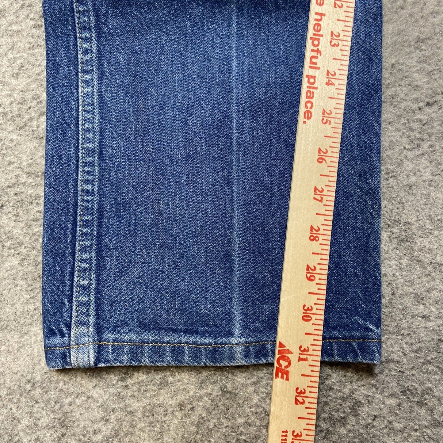 Wrangler 13MWZ Cowboy Cut Jeans Men's Size 42x32 Blue Medium Wash Western