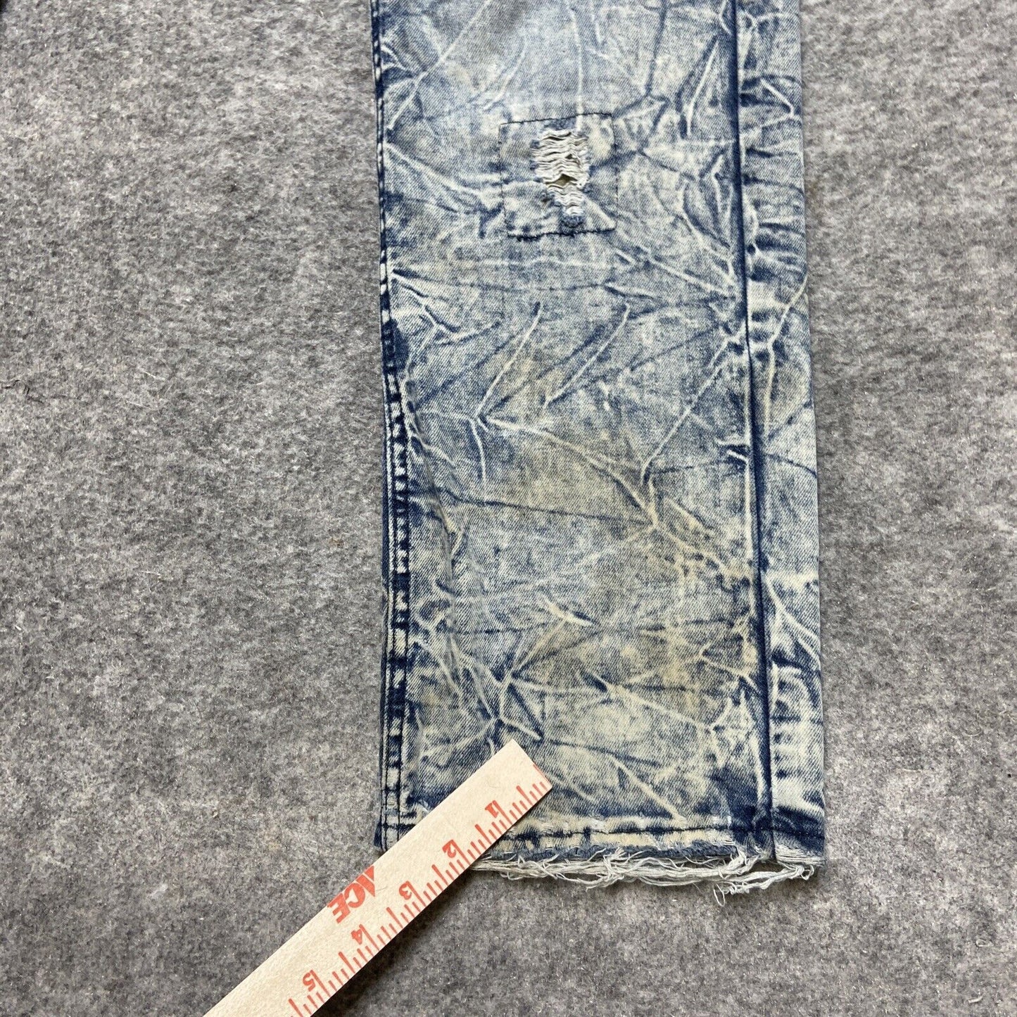 CJ Black Premium Distressed Slim Jeans Men's Size 38x32 Blue Acid Wash Hip Hop