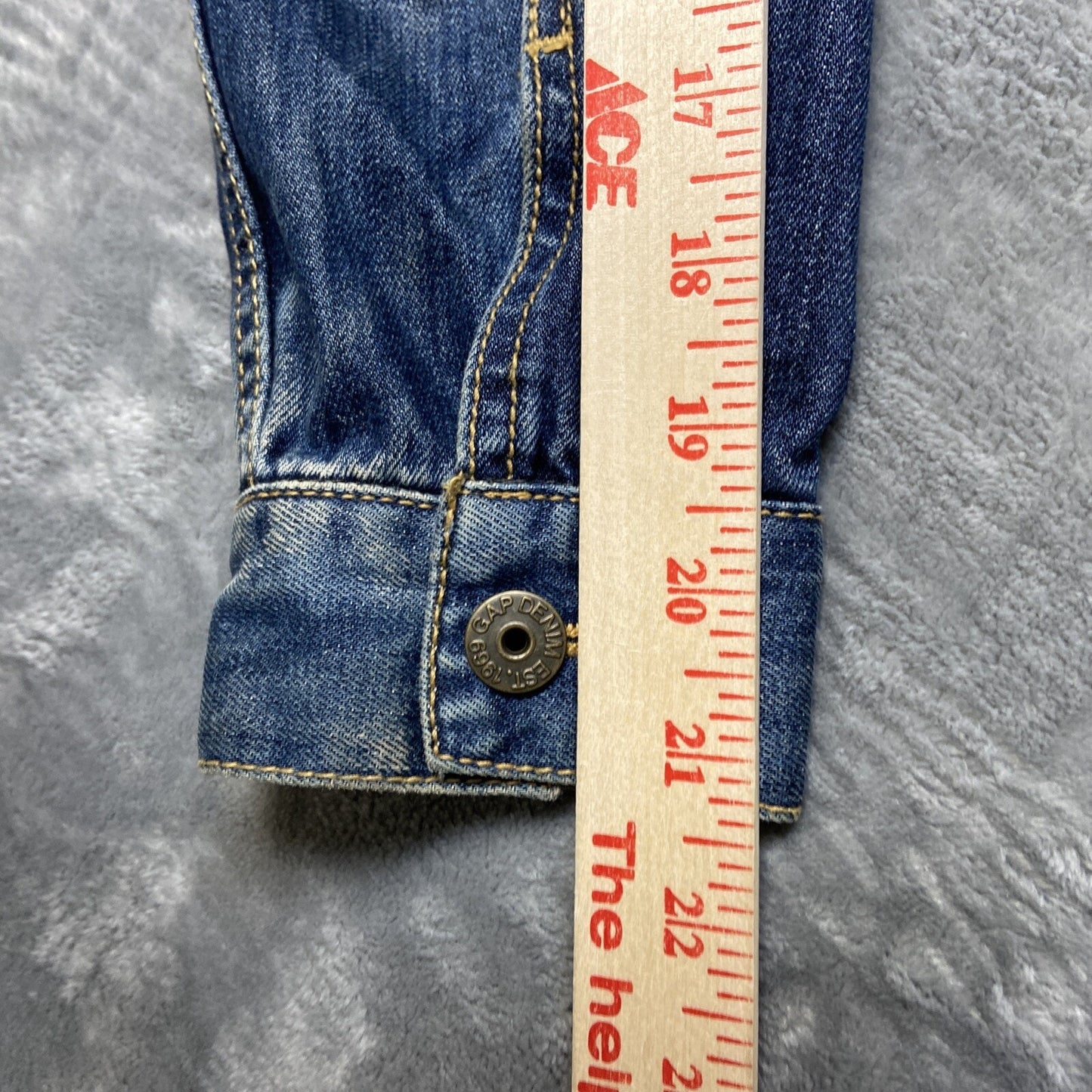GapKids 1969 Jacket Kids Size XL Blue Denim Medium Wash Pockets Stretch