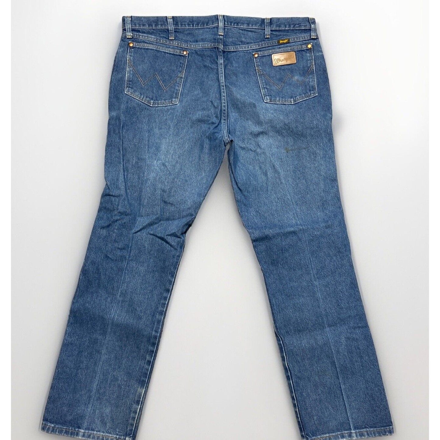 Wrangler 13MWZ Cowboy Cut Jeans Men's Size 42x32 Blue Medium Wash Western