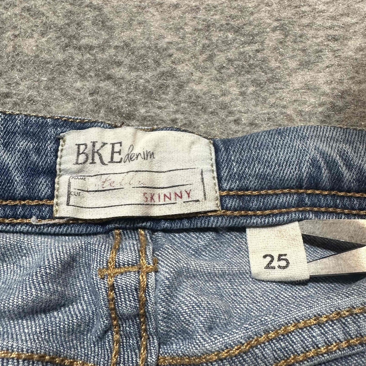 BKE Stella Women's Distressed Skinny Jeans Size 25 Blue Light Wash Denim