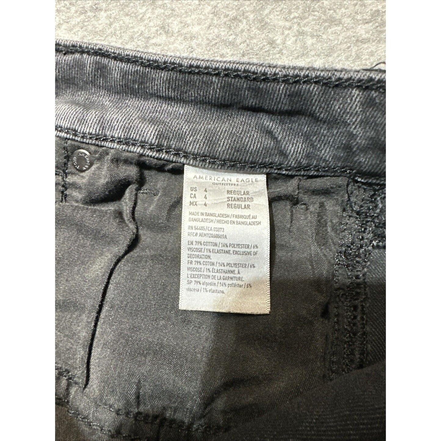 American Eagle Stretch Mom Jean Women's Straight Jeans Size 4 Black Gray Denim