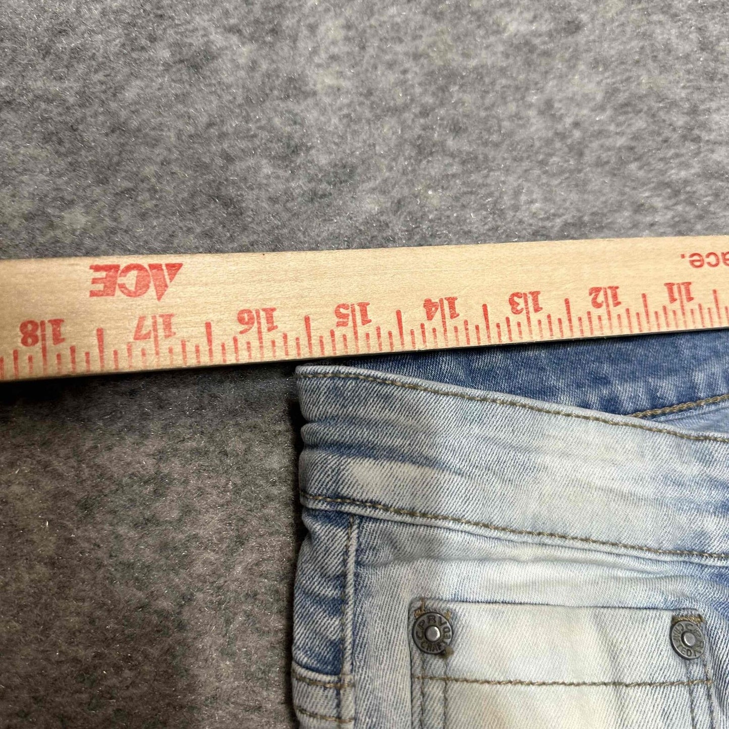 Copper Rivet Men's Slim Fit Distressed Jeans Size 32x32 Blue Acid Wash Denim