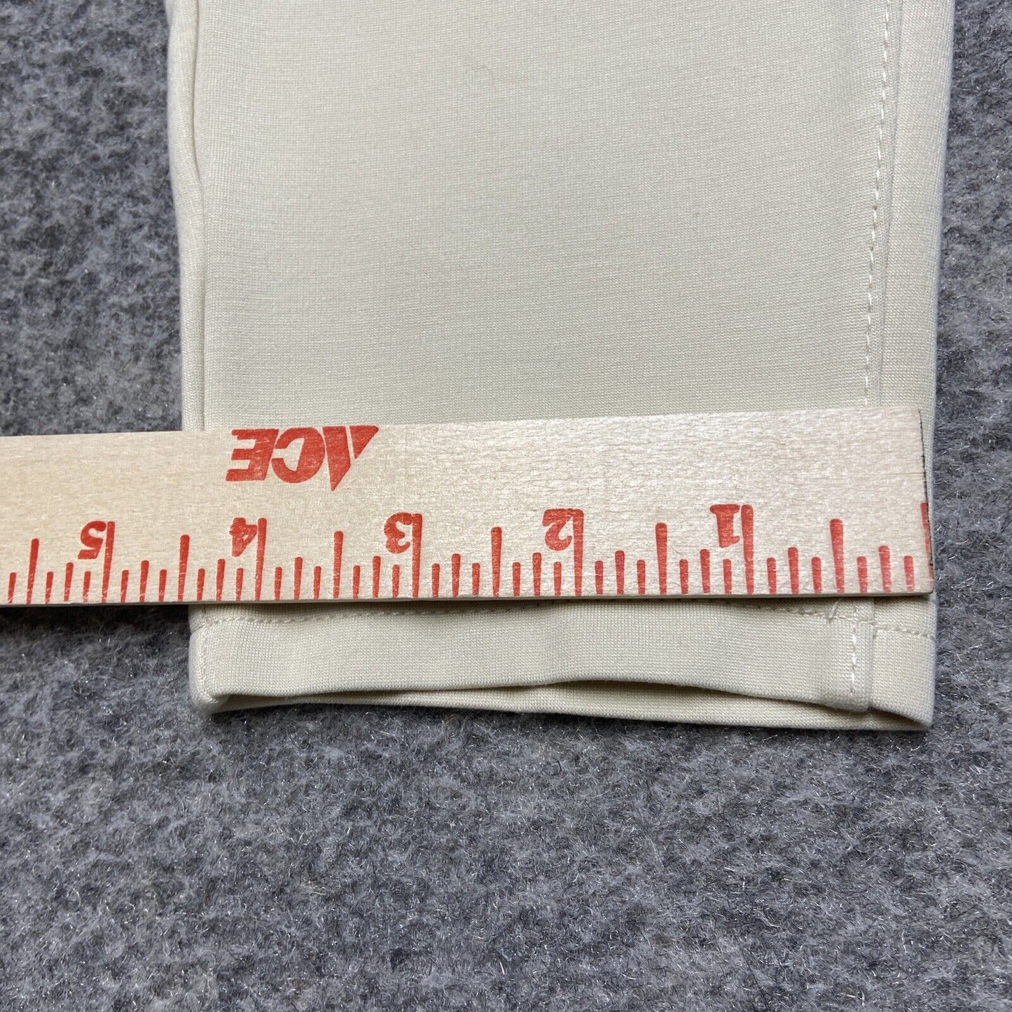Liverpool Leggings Women's Size 4P Petite Cream White *Stain On Back*
