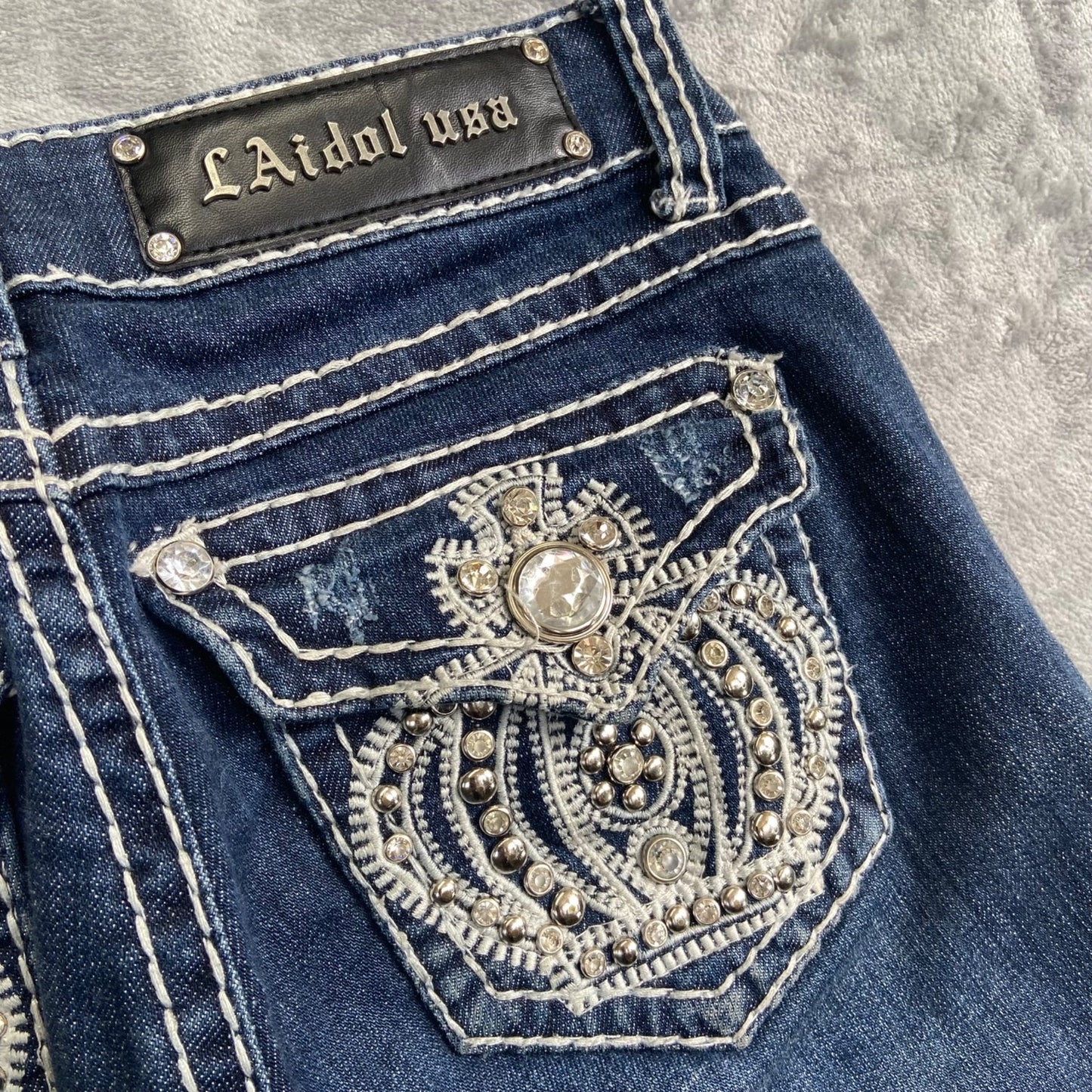 LA Idol Women's Skinny Jeans Size 1 Embellished Blue Dark Wash