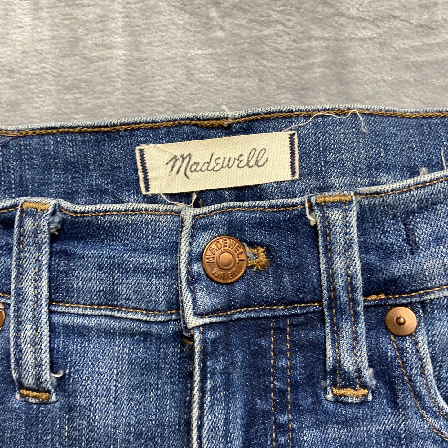 Madewell 9” High-Rise Skinny Denim Shorts Women’s Size 27P Blue Denim