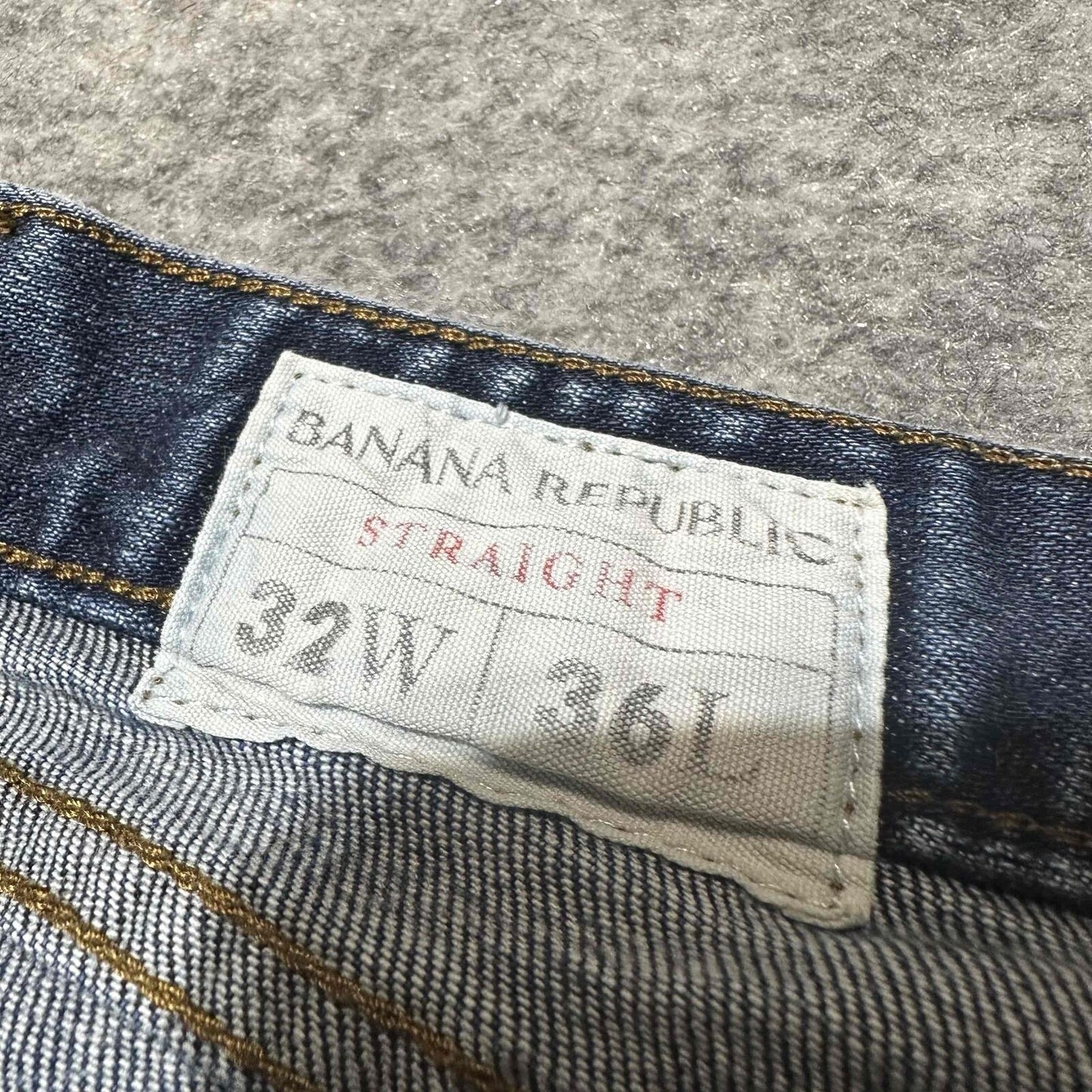 Banana Republic Jeans Men's Five Pocket Button Fly Straight Jeans 32x36 Blue
