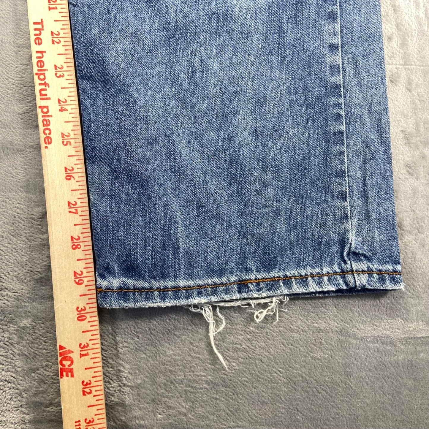 Urban Pipeiine Men's Straight Jeans Size 36 Blue Light Wash