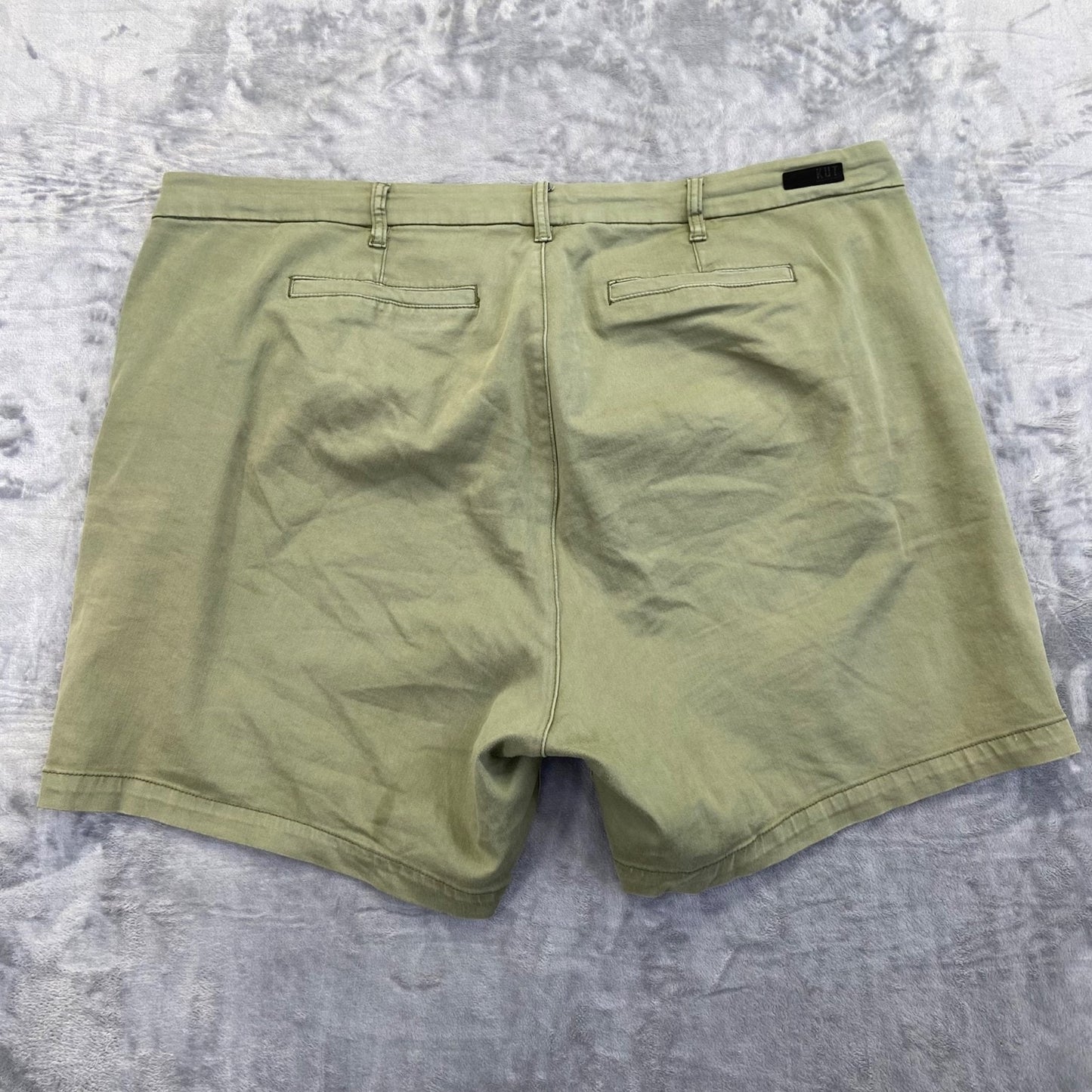 KUT From The Kloth Women's Trouser Shorts Size 24W Green Chino Shorts Summer