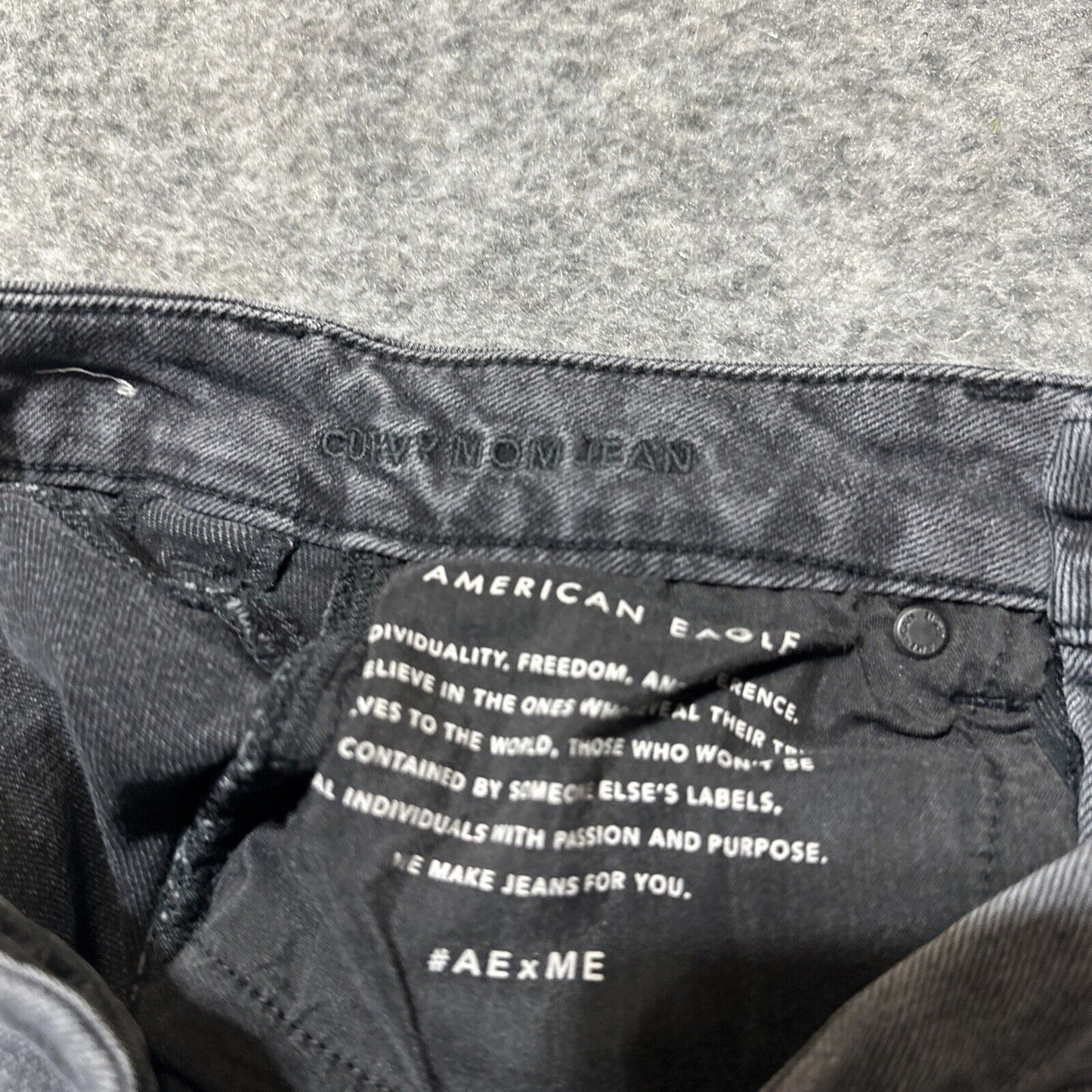 American Eagle Stretch Women's Curvy Mom Jeans Size 00 Black Dark Wash Denim
