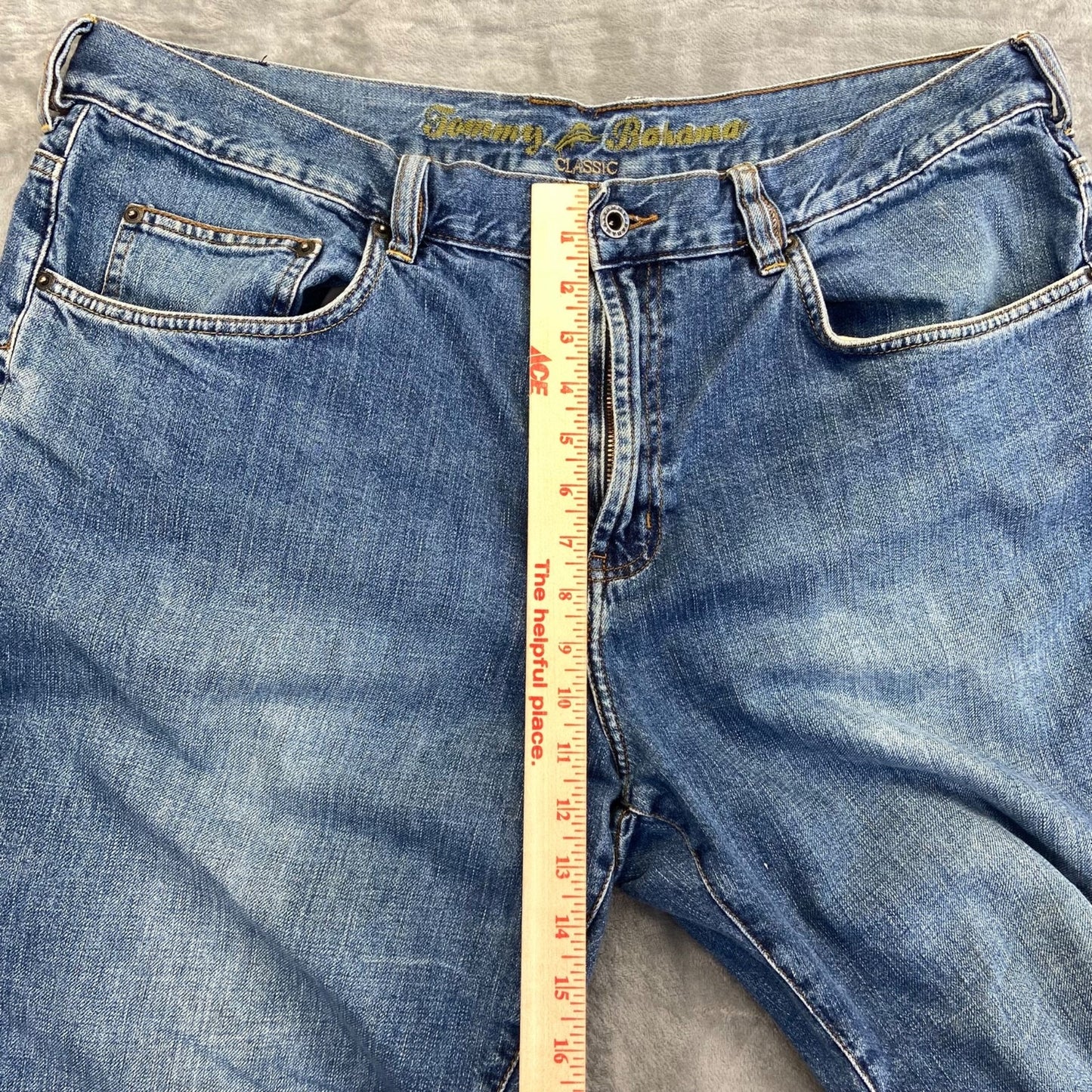 Tommy Bahama Men's Classic Fit Straight Jeans Size 42x30 Blue